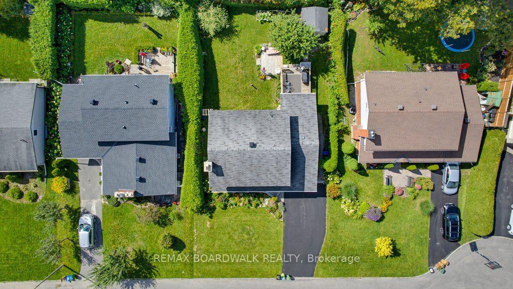 Photo 46 of 39 Welkin Crescent, Ottawa, Borden Farm/Stewart Farm/Carleton Heights/Parkwood Hills — HOMEH