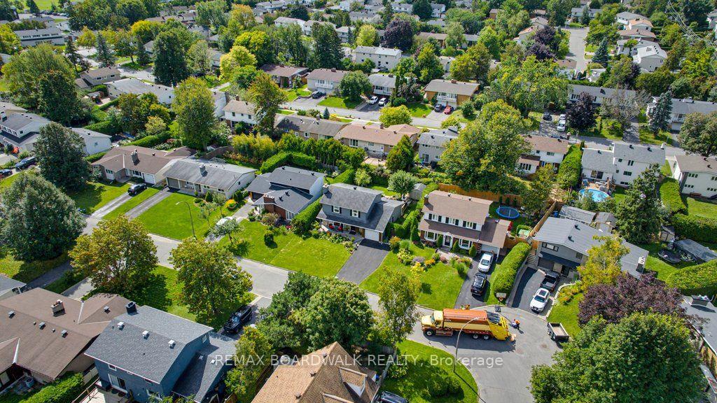 Photo 47 of 39 Welkin Crescent, Ottawa, Borden Farm/Stewart Farm/Carleton Heights/Parkwood Hills — HOMEH
