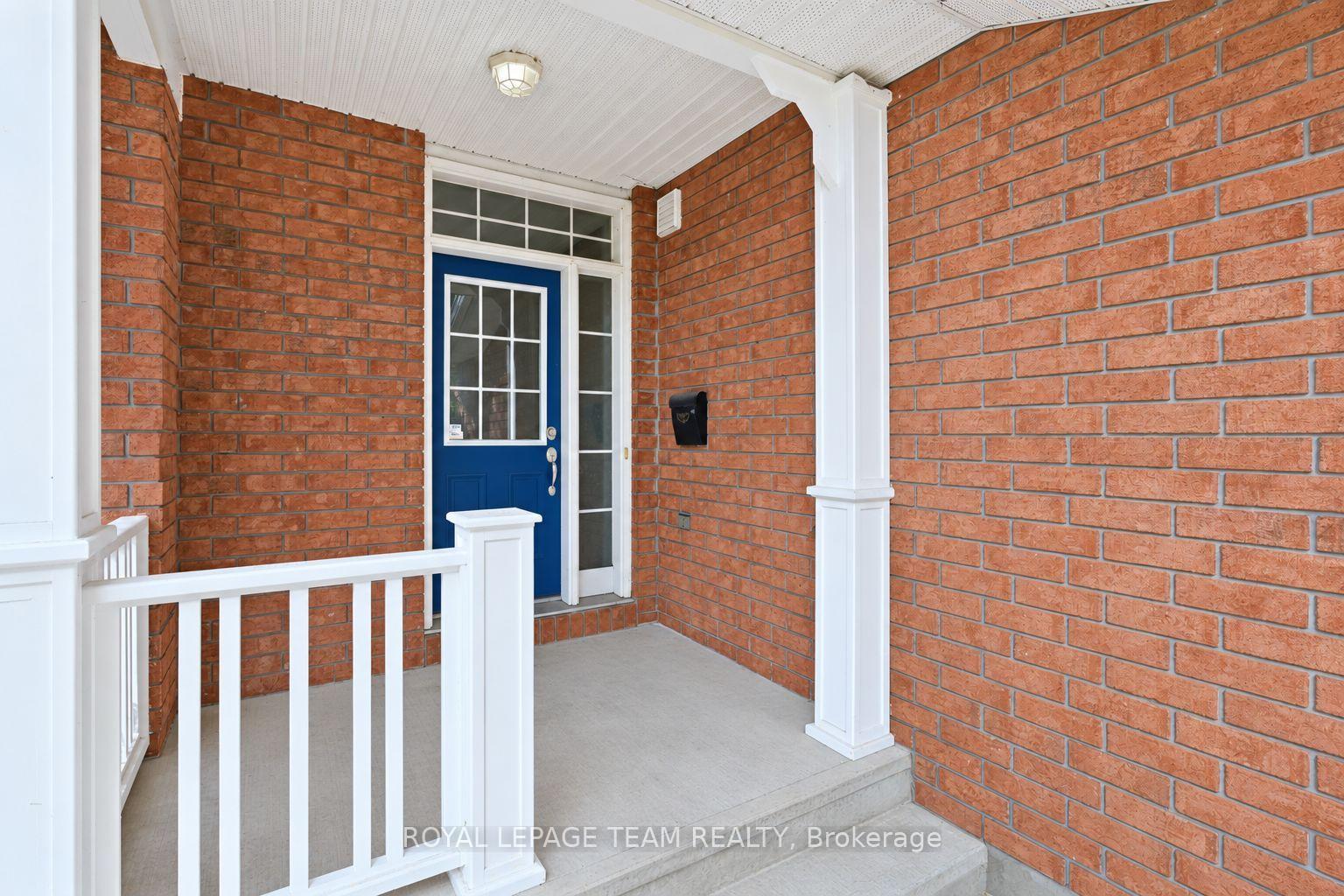 Photo 2 of 965 Markwick Crescent, Ottawa, Notting Hill/Summerside — HOMEH