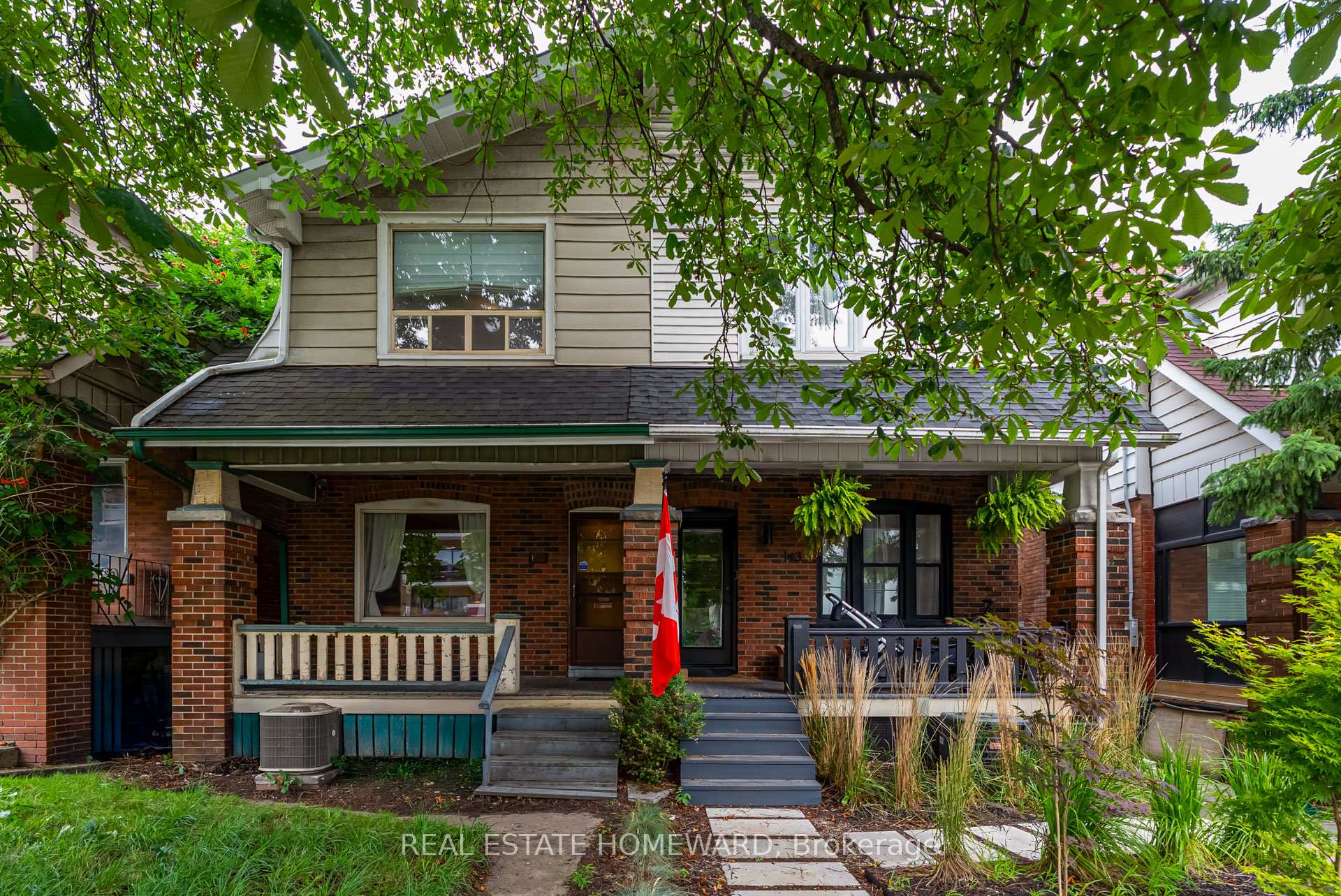 Photo of 145 Kingston Road