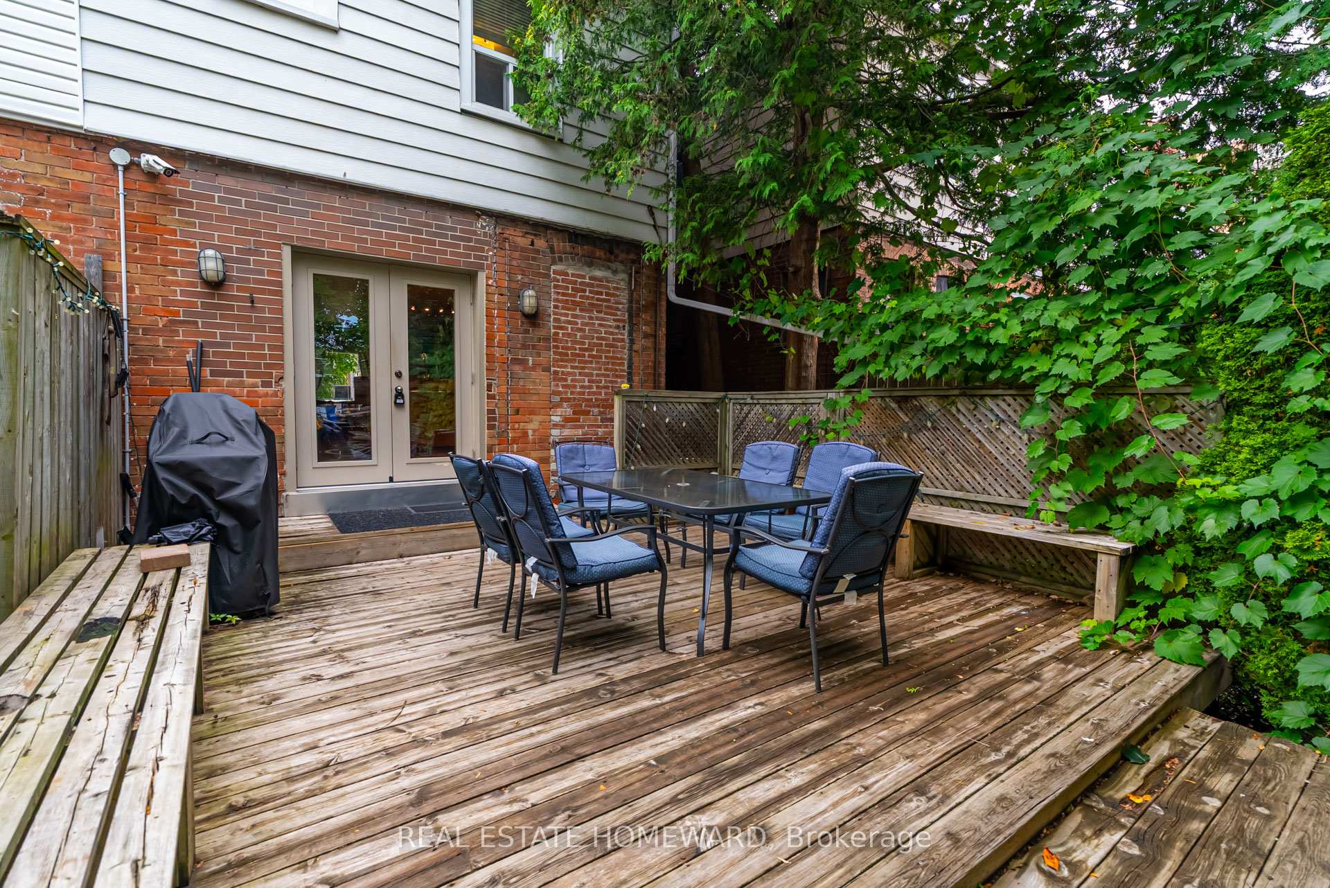 Photo 10 of 145 Kingston Road, Toronto, The Beaches — HOMEH