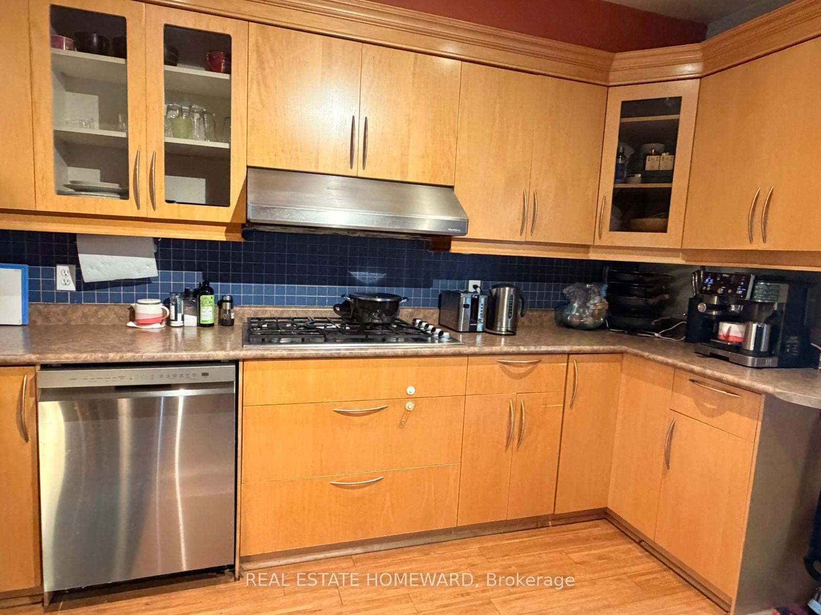 Photo 21 of 145 Kingston Road, Toronto, The Beaches — HOMEH