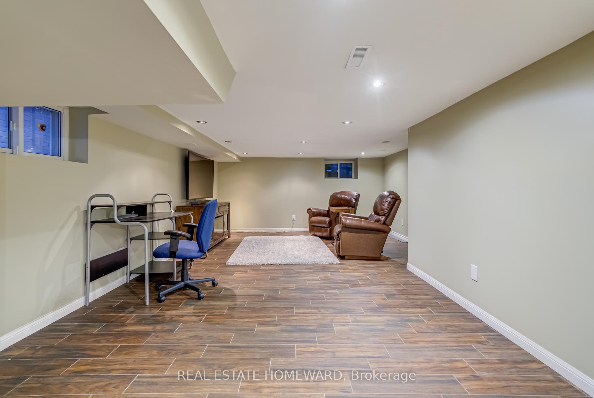 Photo 29 of 145 Kingston Road, Toronto, The Beaches — HOMEH