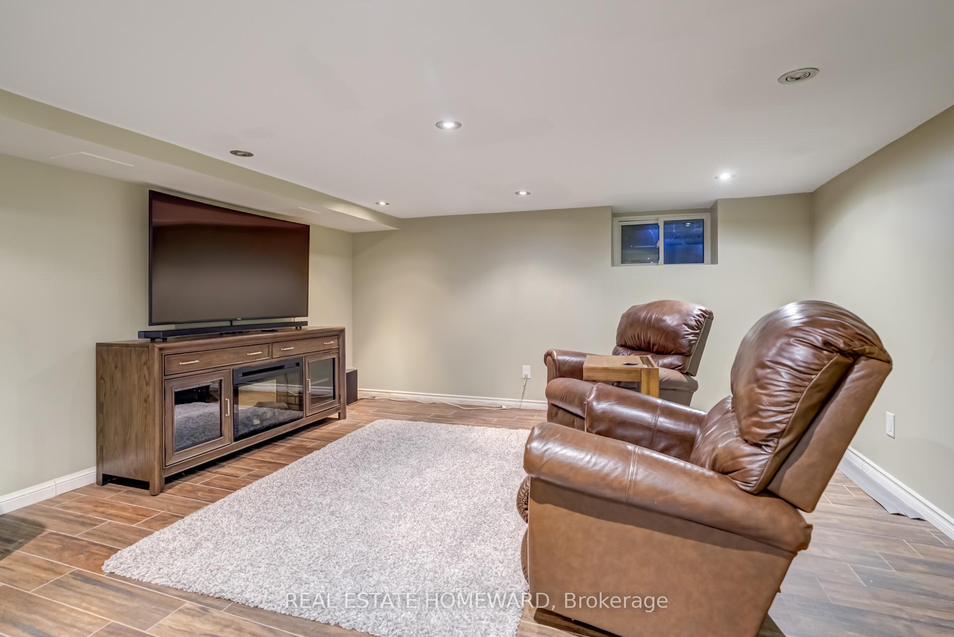 Photo 30 of 145 Kingston Road, Toronto, The Beaches — HOMEH