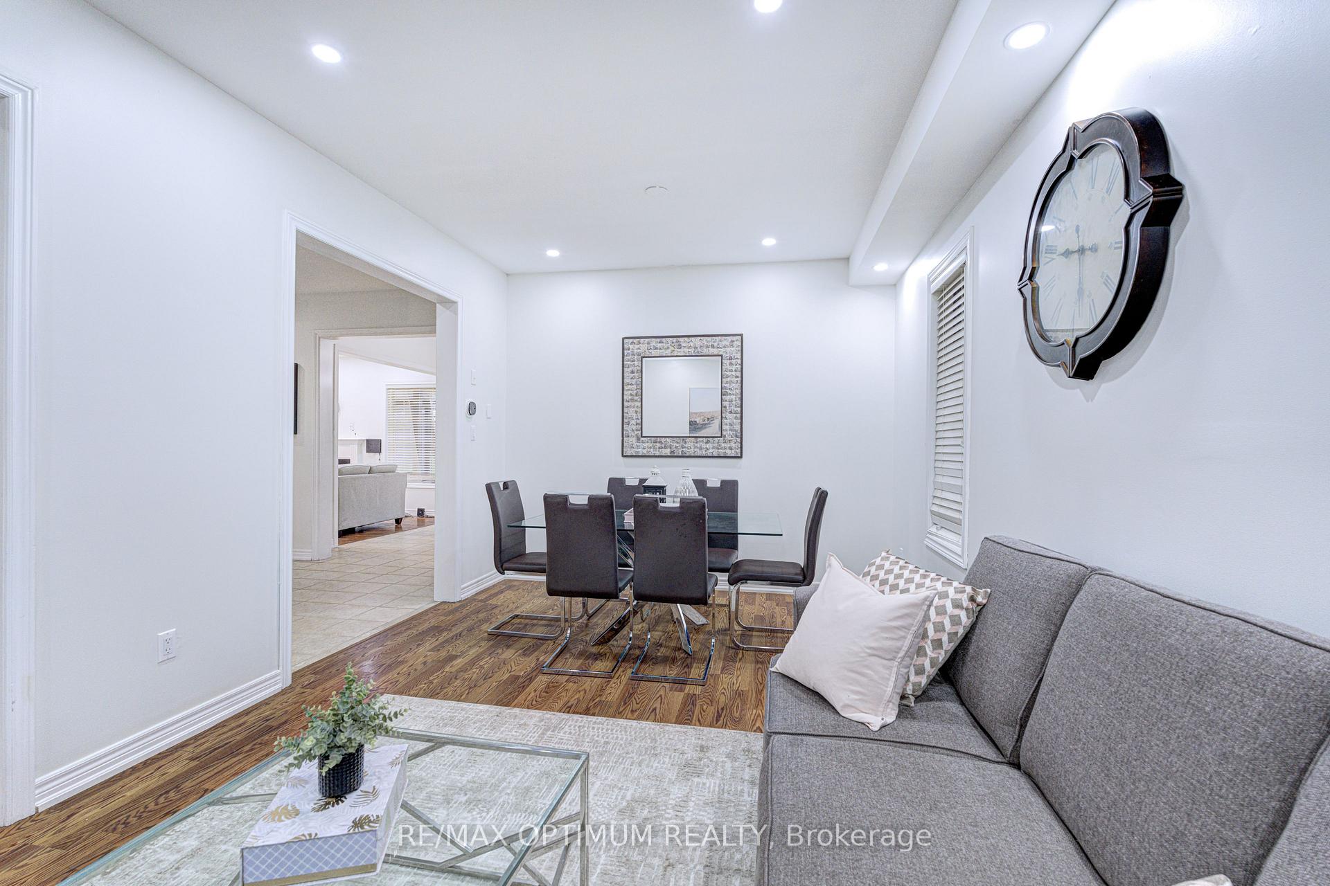 Photo 10 of 62 Egypt Drive, Brampton, Sandringham-Wellington — HOMEH