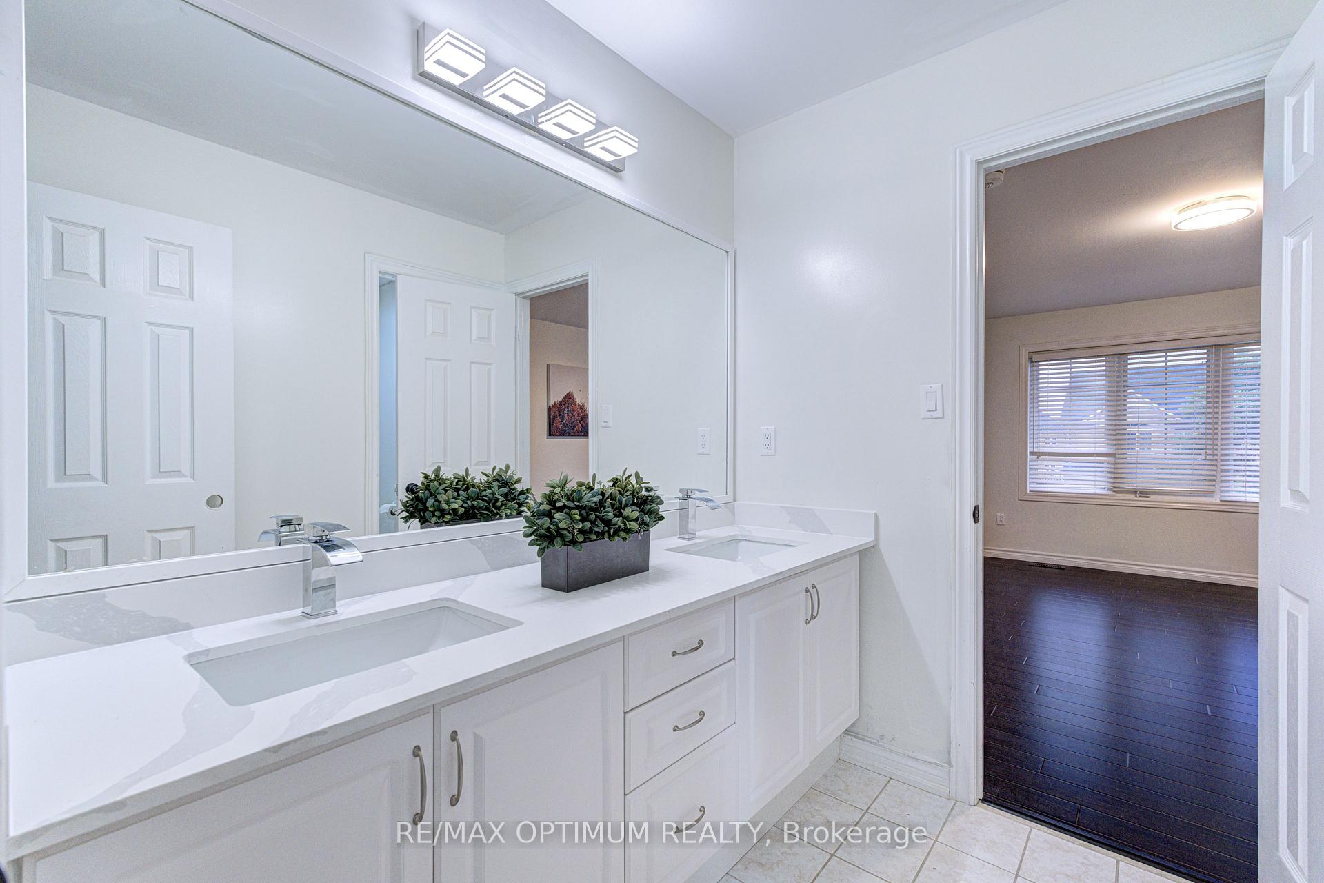 Photo 31 of 62 Egypt Drive, Brampton, Sandringham-Wellington — HOMEH