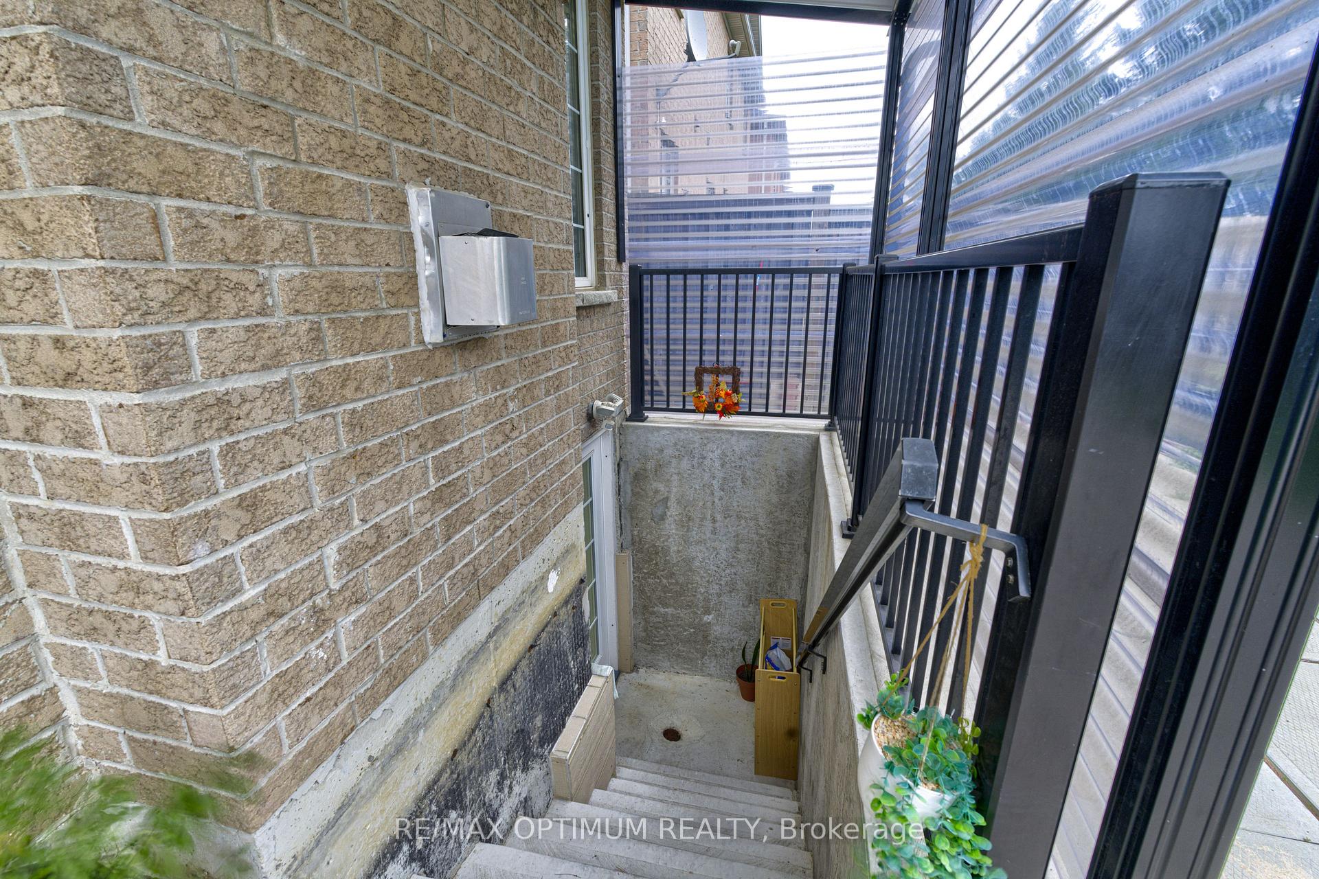 Photo 40 of 62 Egypt Drive, Brampton, Sandringham-Wellington — HOMEH