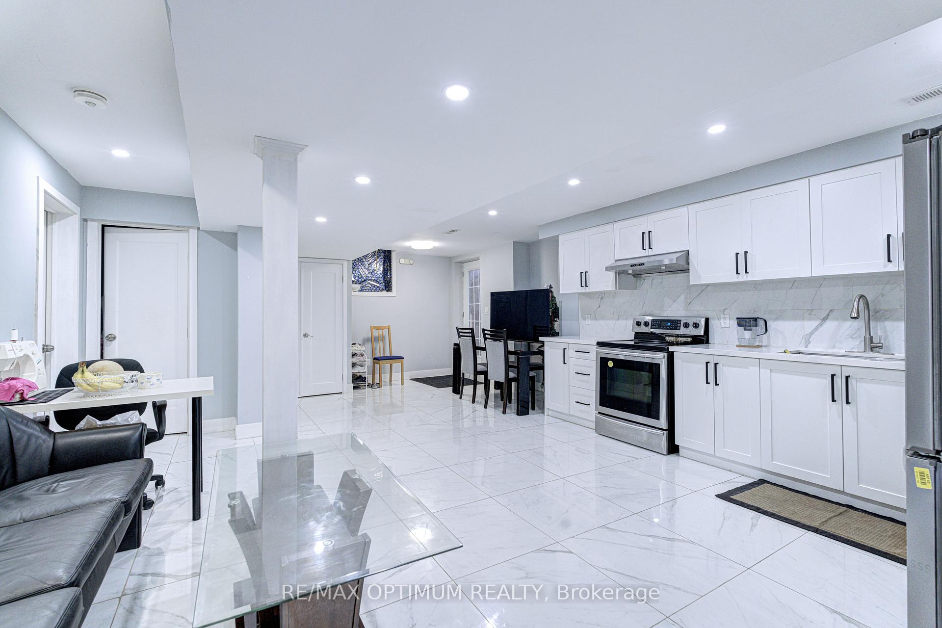 Photo 42 of 62 Egypt Drive, Brampton, Sandringham-Wellington — HOMEH