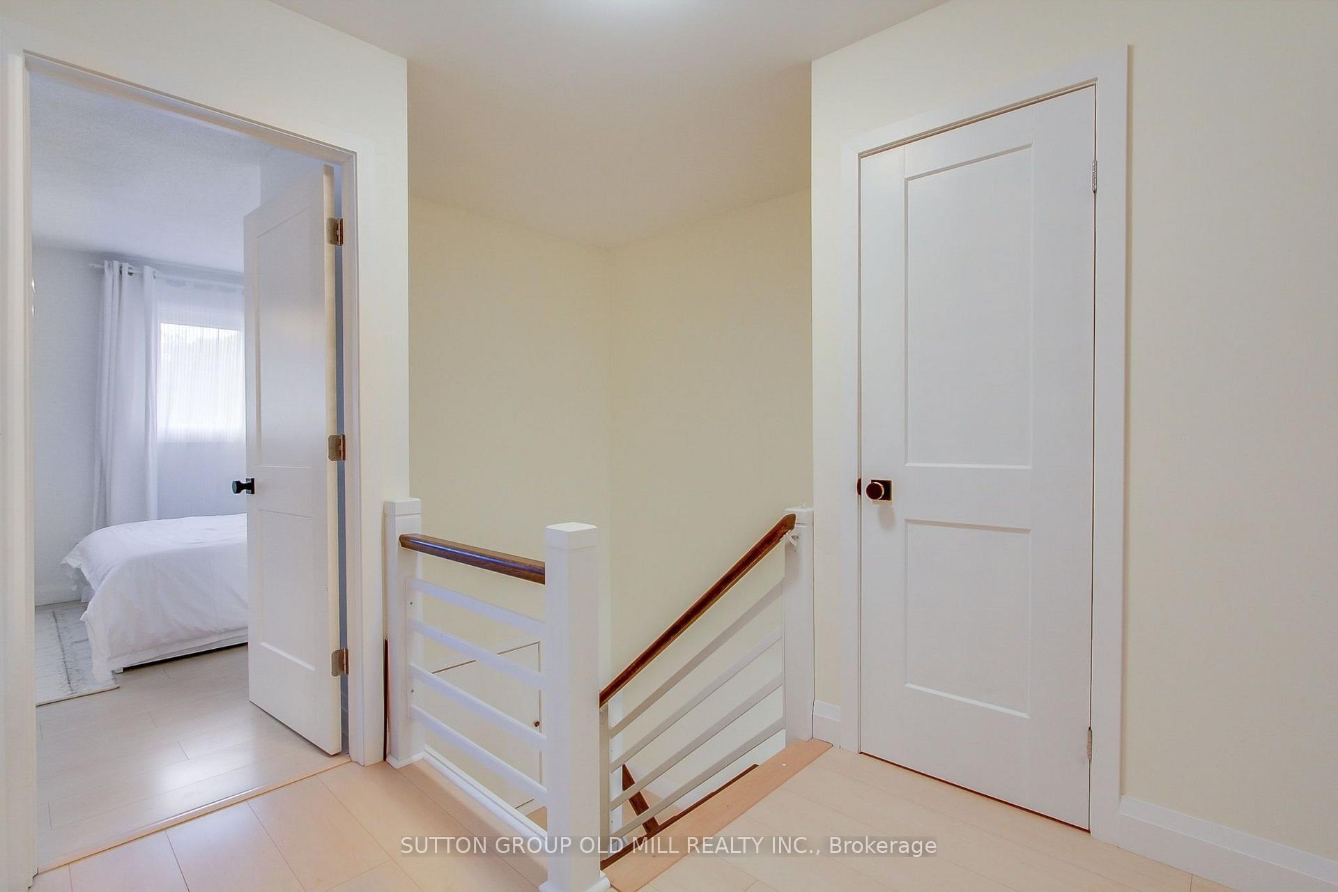 Photo 21 of 31 Silver Shadow Path, Etobicoke, Markland Wood — HOMEH