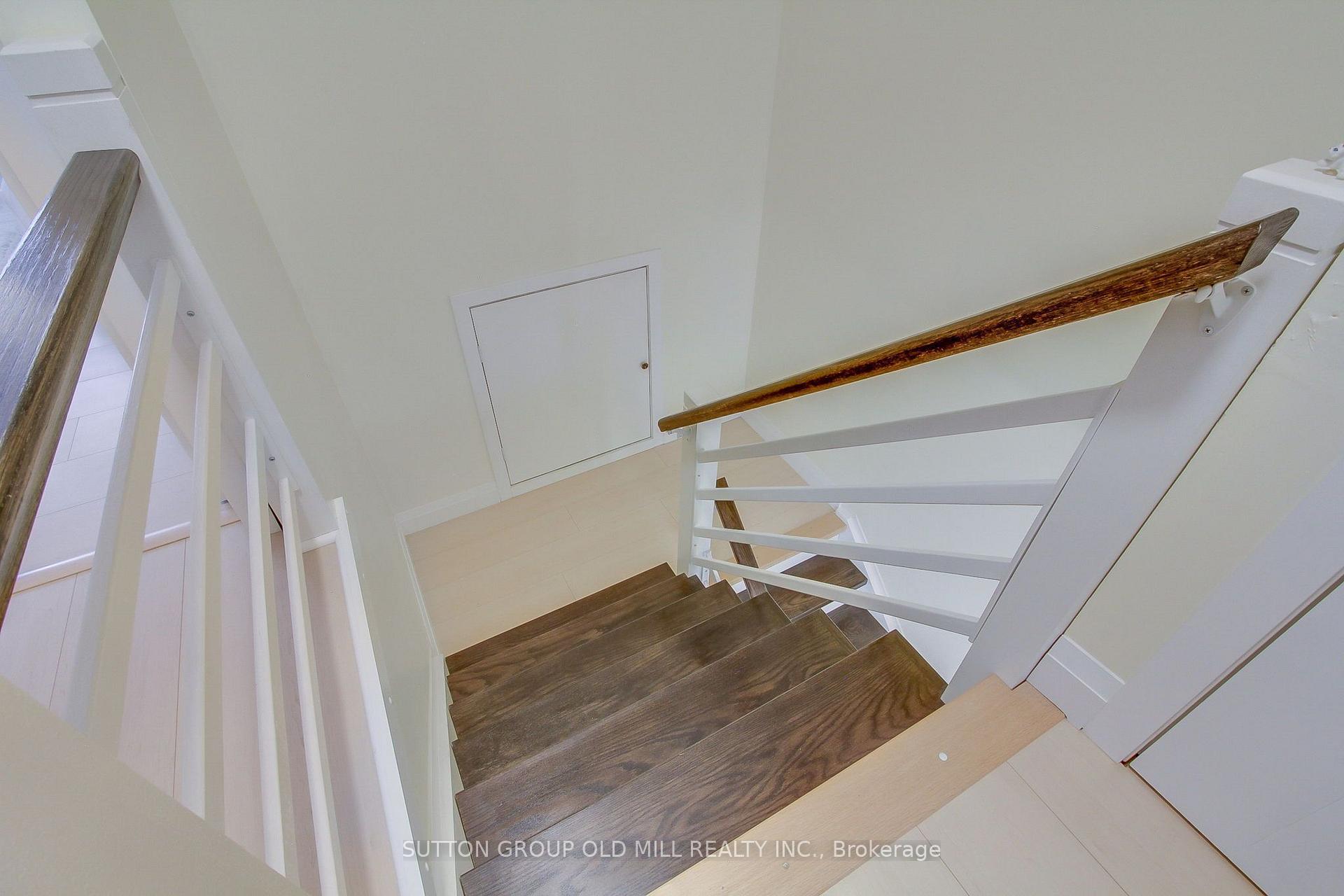 Photo 22 of 31 Silver Shadow Path, Etobicoke, Markland Wood — HOMEH