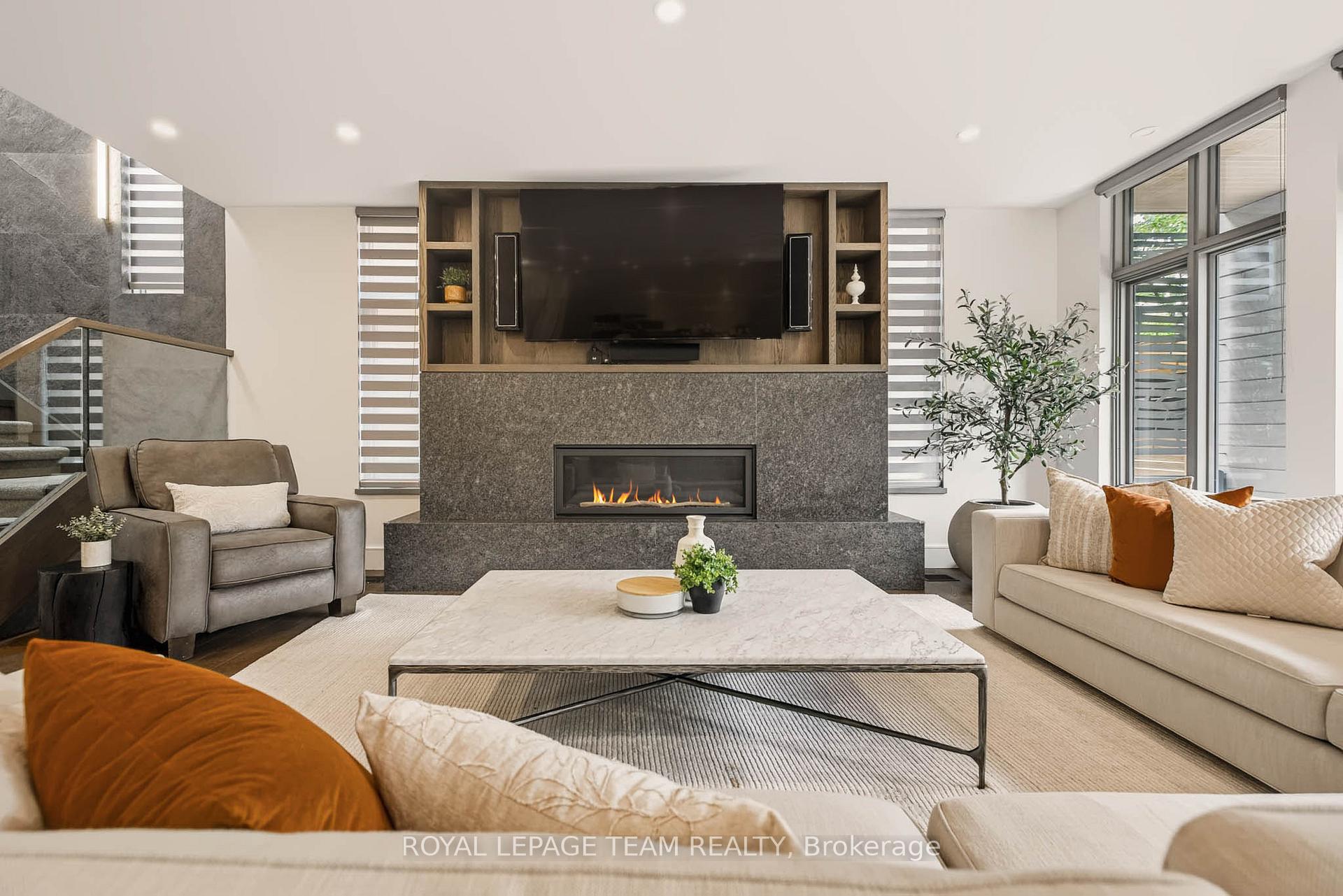 Photo 9 of 521 Westminster Avenue, Ottawa, McKellar/Highland — HOMEH
