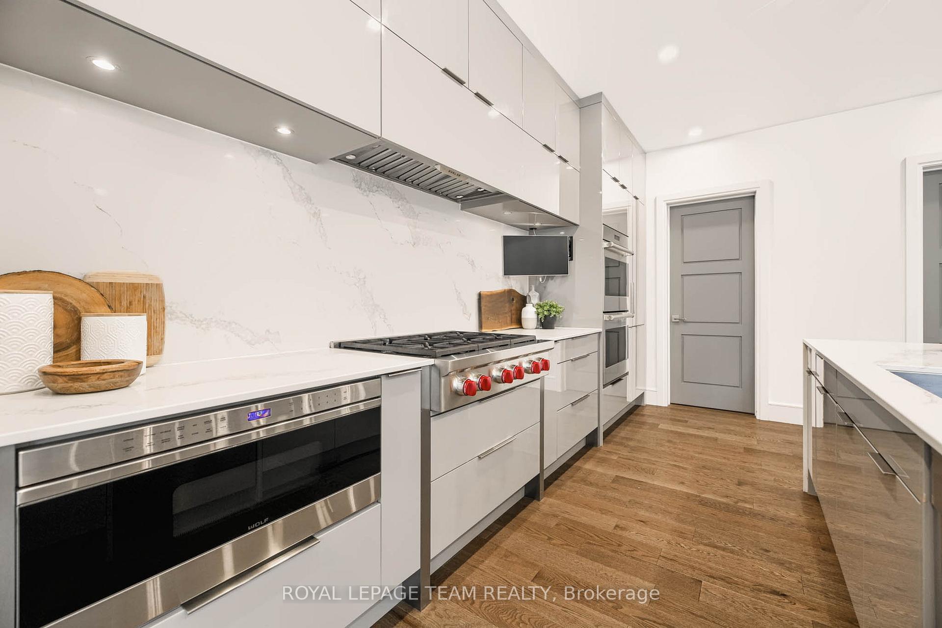 Photo 17 of 521 Westminster Avenue, Ottawa, McKellar/Highland — HOMEH