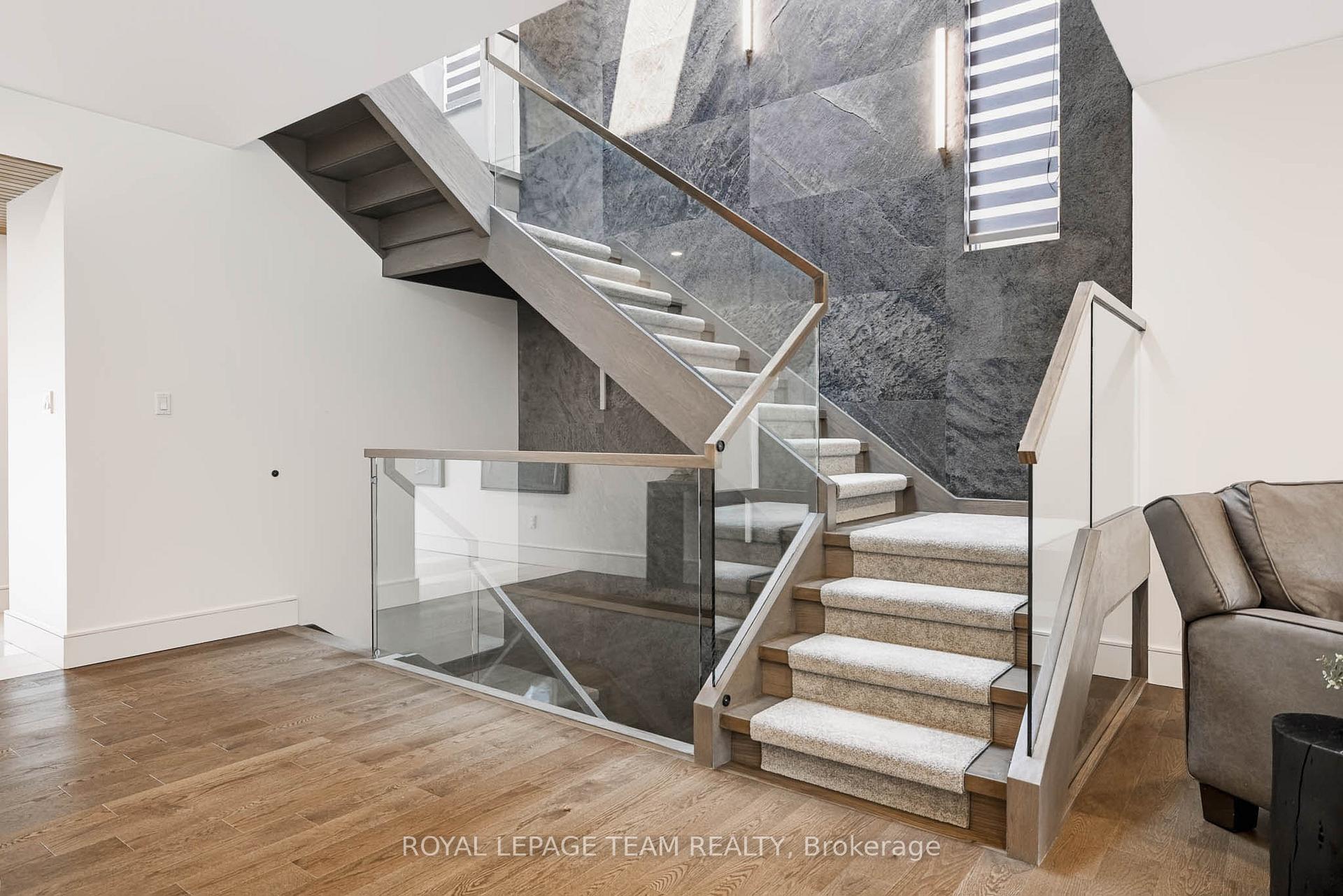 Photo 20 of 521 Westminster Avenue, Ottawa, McKellar/Highland — HOMEH