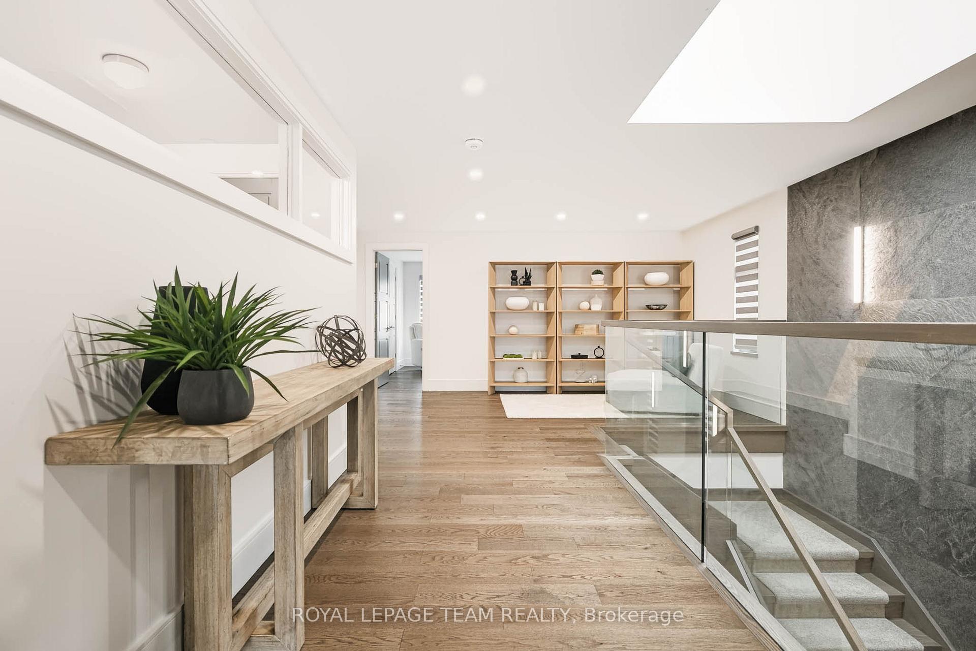 Photo 33 of 521 Westminster Avenue, Ottawa, McKellar/Highland — HOMEH