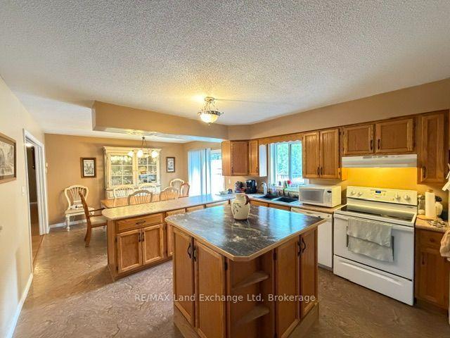 Photo 9 of 115 Victoria Street W, North Huron, Wingham — HOMEH