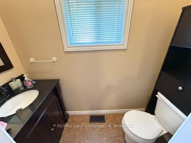 Photo 15 of 115 Victoria Street W, North Huron, Wingham — HOMEH