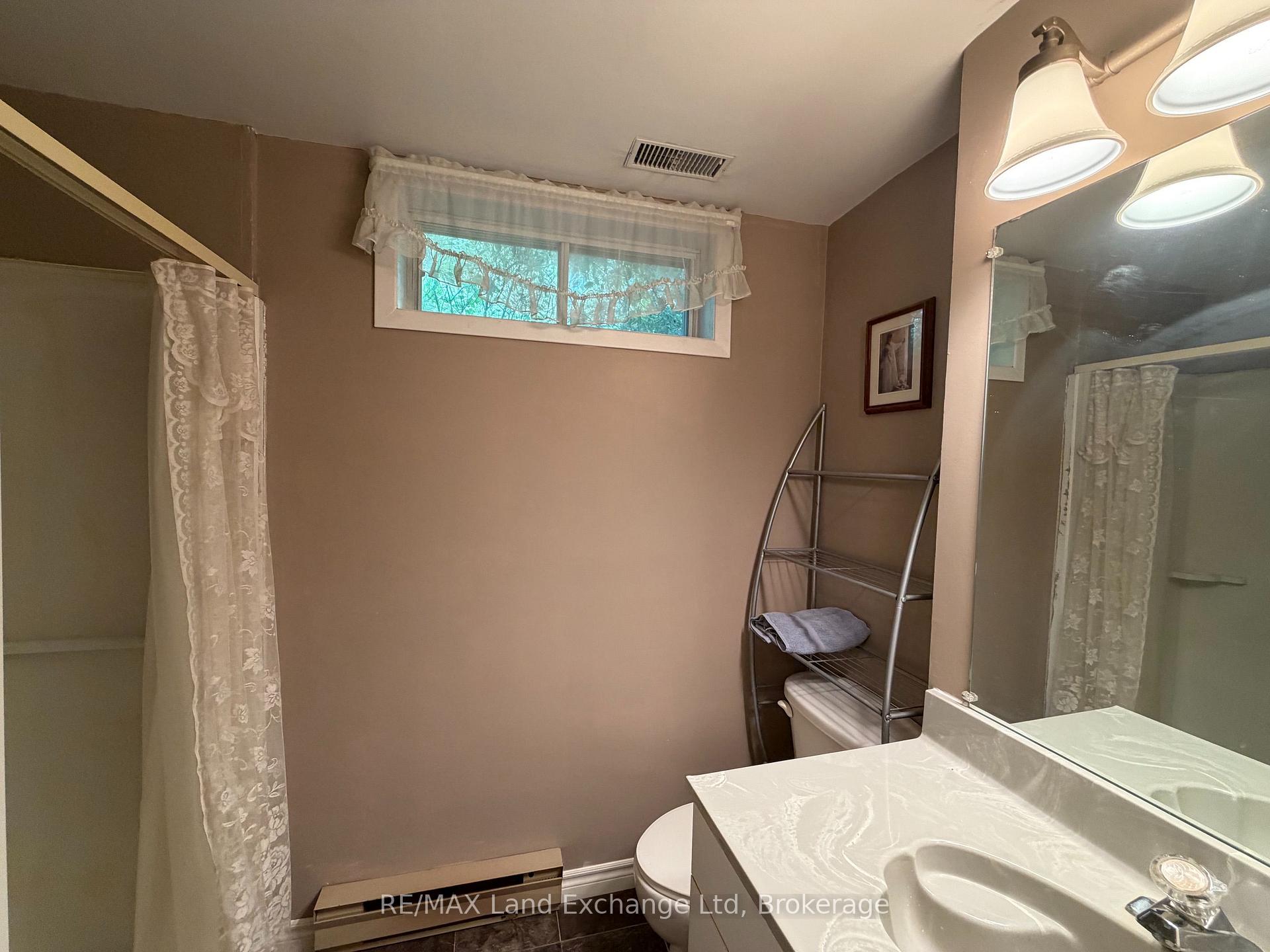 Photo 22 of 115 Victoria Street W, North Huron, Wingham — HOMEH