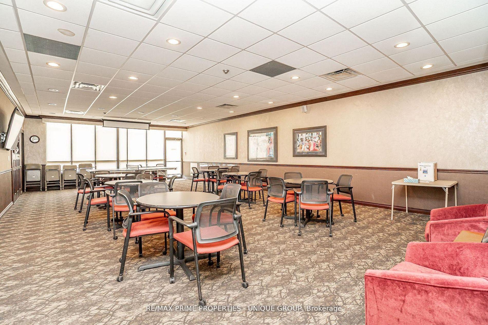 Photo 29 of Unit 209, 33 Weldrick Road E, Richmond Hill, Observatory — HOMEH