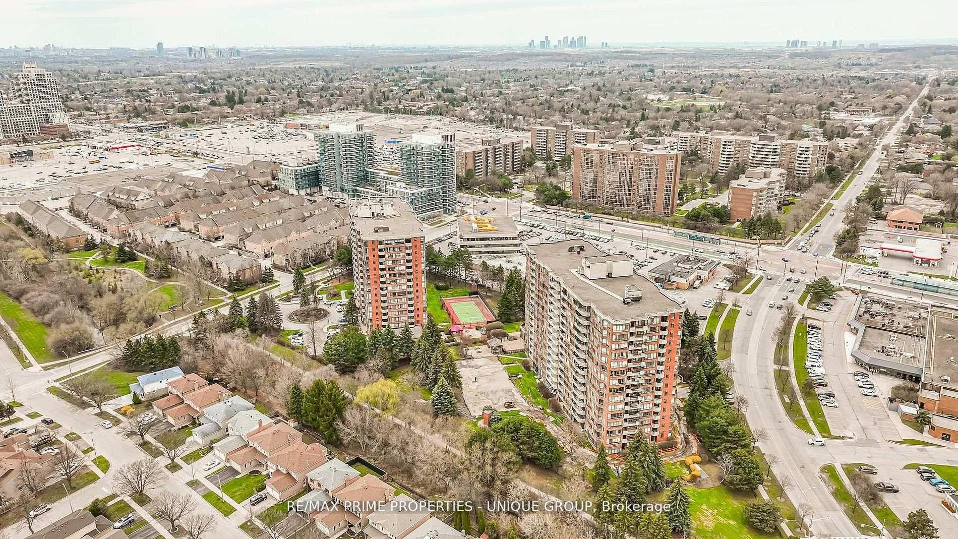 Photo 38 of Unit 209, 33 Weldrick Road E, Richmond Hill, Observatory — HOMEH