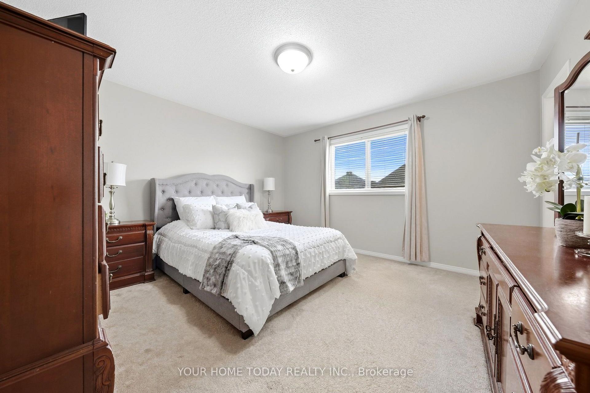 Photo 14 of 76 Snowberry Crescent, Halton Hills, Georgetown — HOMEH