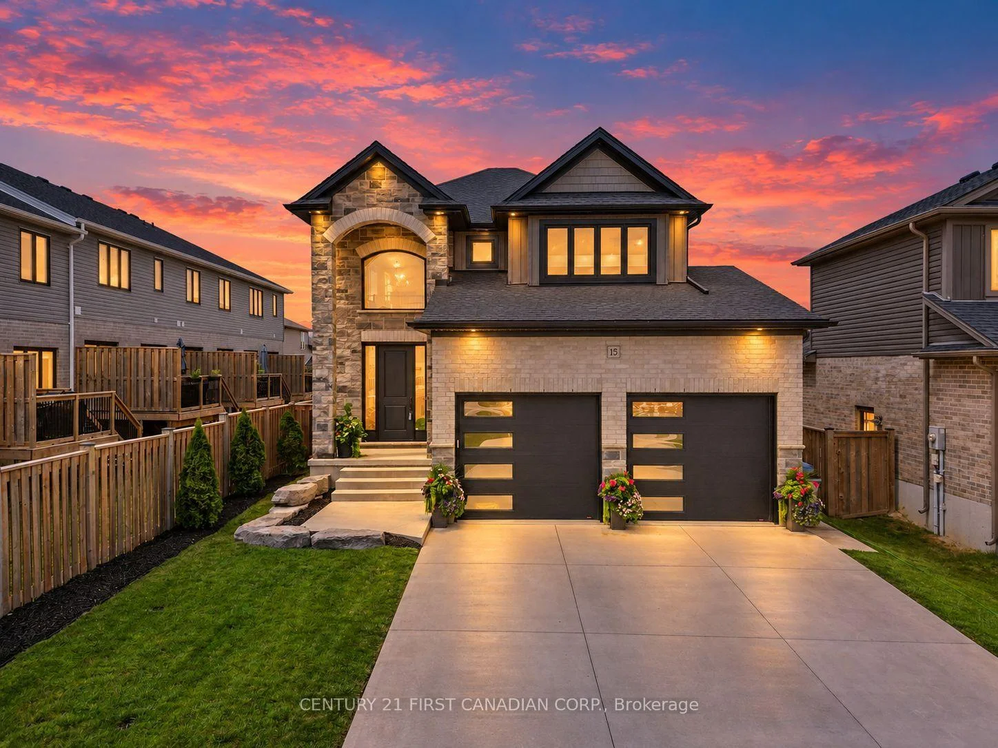 Front of 15 Nicholson Street