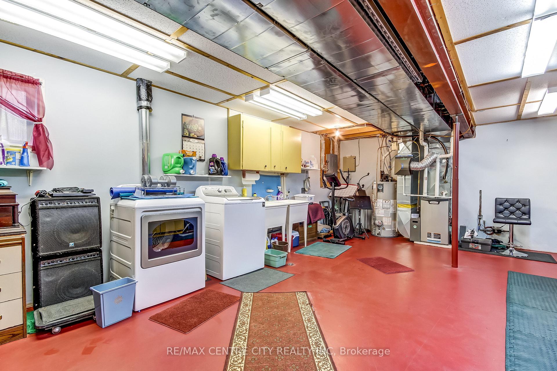 Photo 21 of 22 Harrington Crescent, St. Thomas — HOMEH