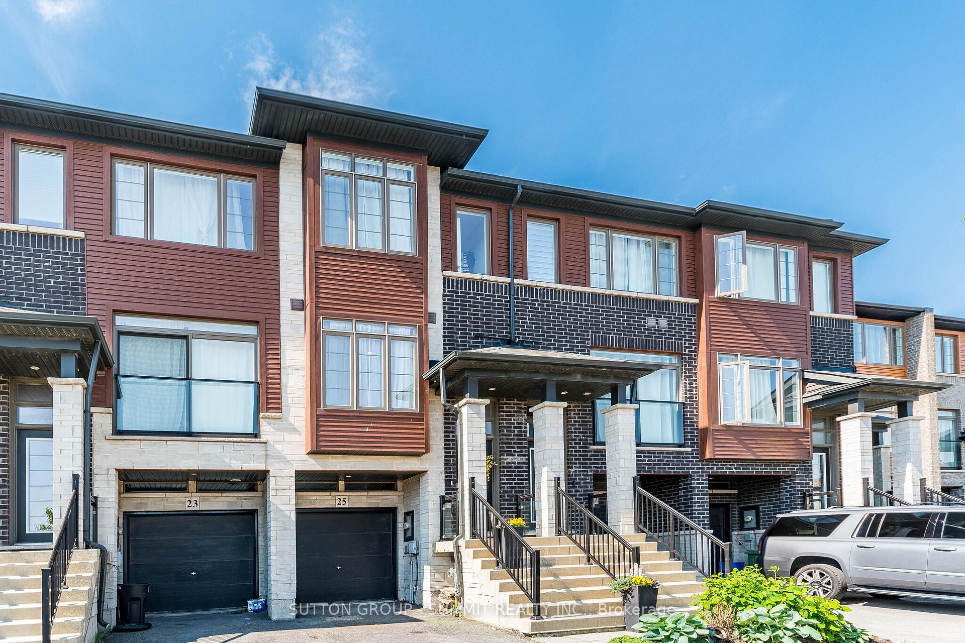 Photo 3 of 25 Soho Street, Hamilton, Stoney Creek Mountain — HOMEH