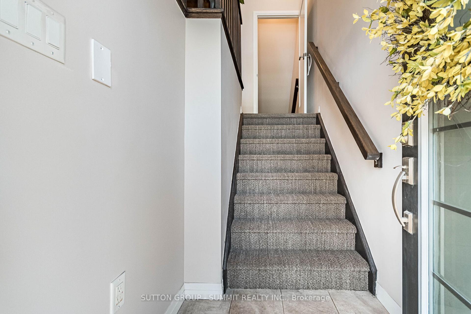 Photo 9 of 25 Soho Street, Hamilton, Stoney Creek Mountain — HOMEH
