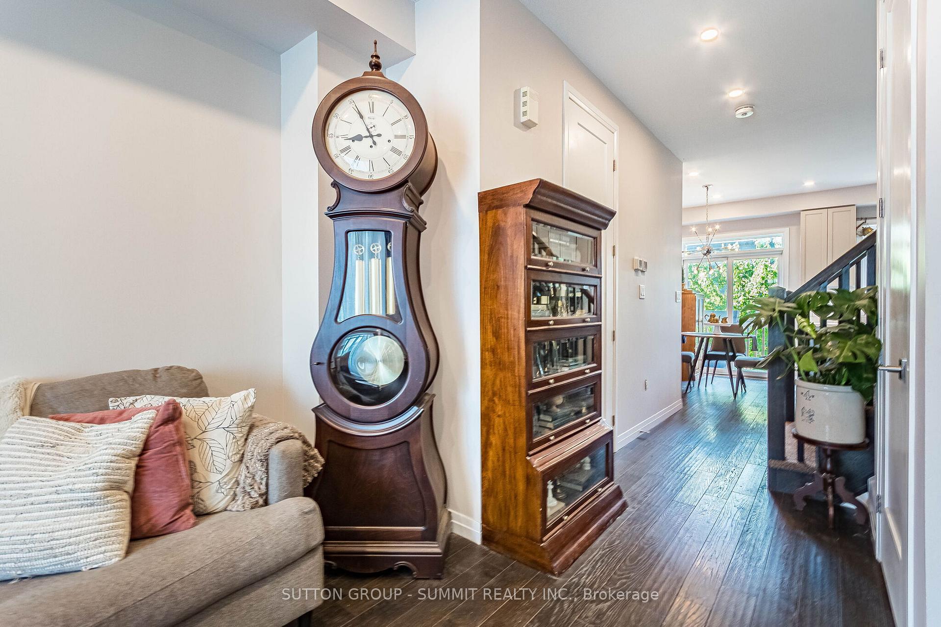 Photo 14 of 25 Soho Street, Hamilton, Stoney Creek Mountain — HOMEH