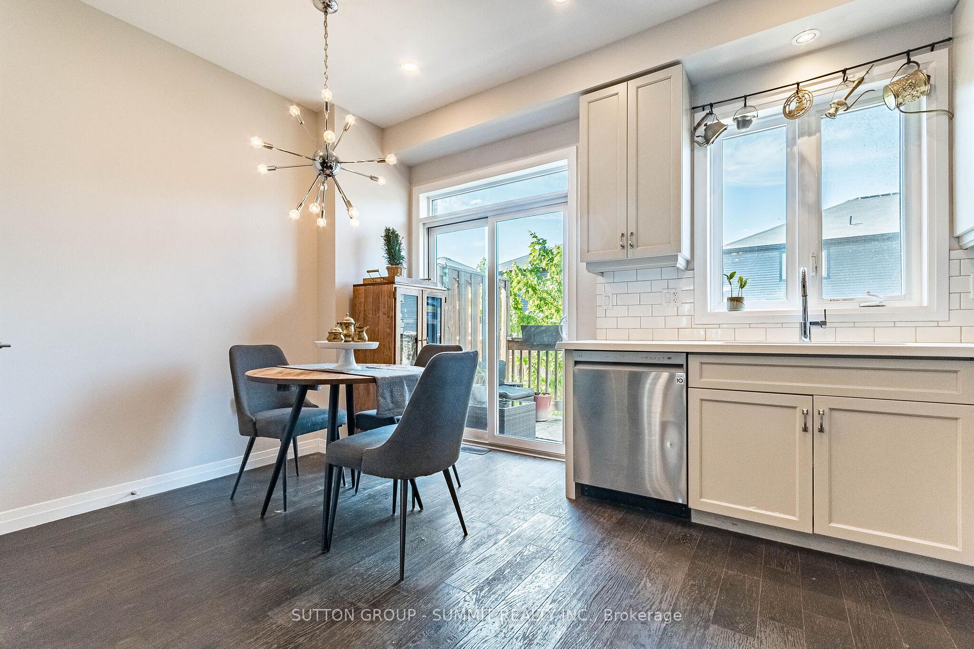 Photo 19 of 25 Soho Street, Hamilton, Stoney Creek Mountain — HOMEH