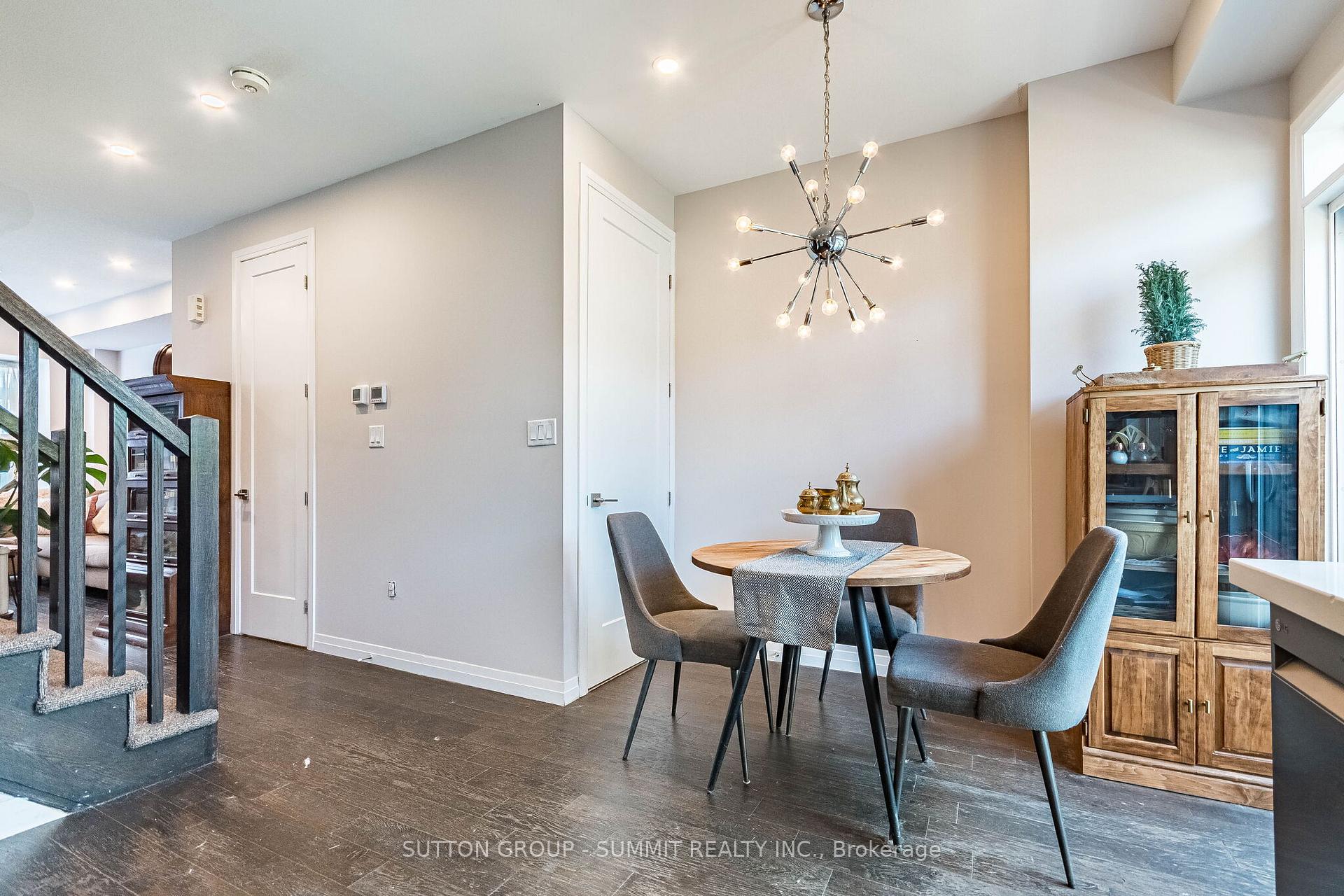 Photo 26 of 25 Soho Street, Hamilton, Stoney Creek Mountain — HOMEH