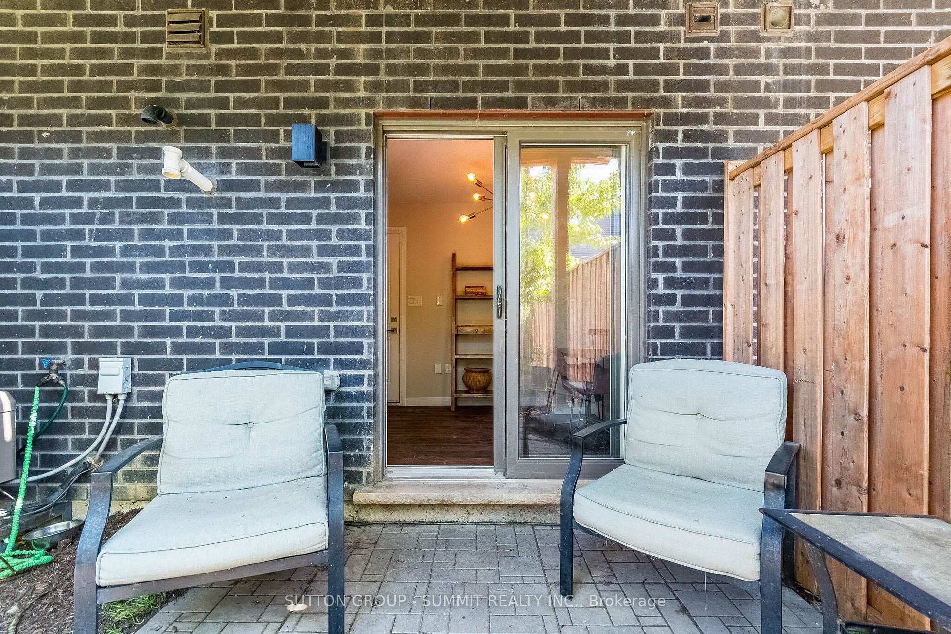 Photo 43 of 25 Soho Street, Hamilton, Stoney Creek Mountain — HOMEH