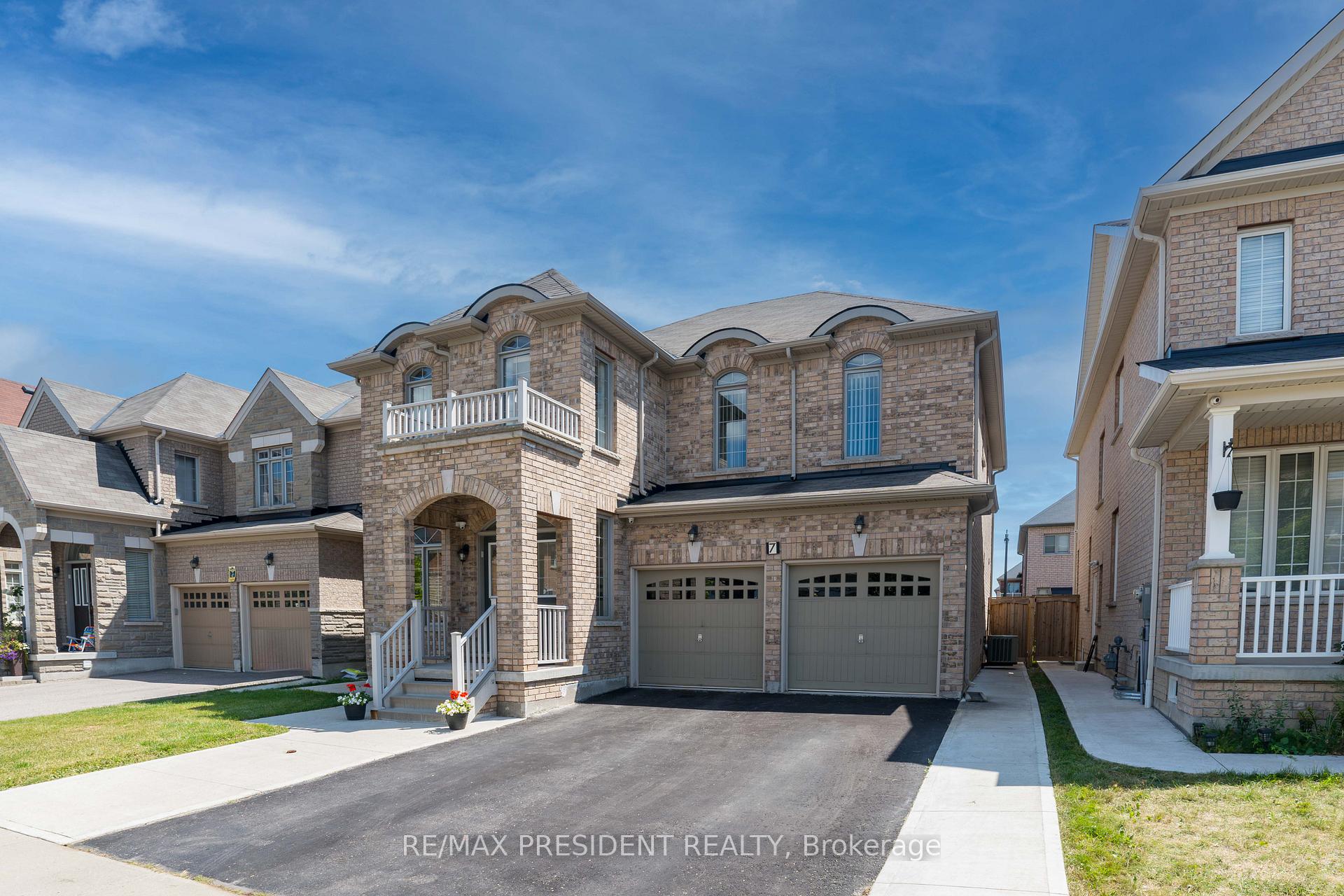 Photo 2 of 7 Wellpark Way, Brampton, Bram East — HOMEH