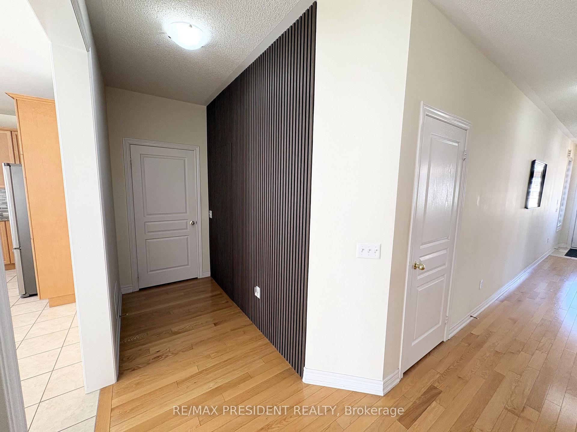 Photo 16 of 7 Wellpark Way, Brampton, Bram East — HOMEH