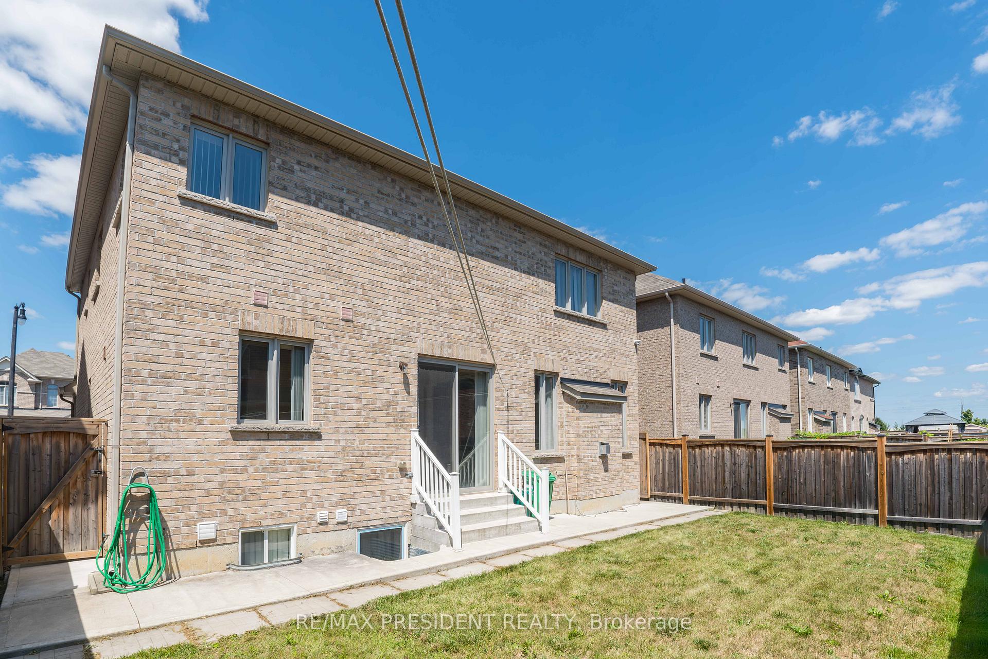 Photo 36 of 7 Wellpark Way, Brampton, Bram East — HOMEH