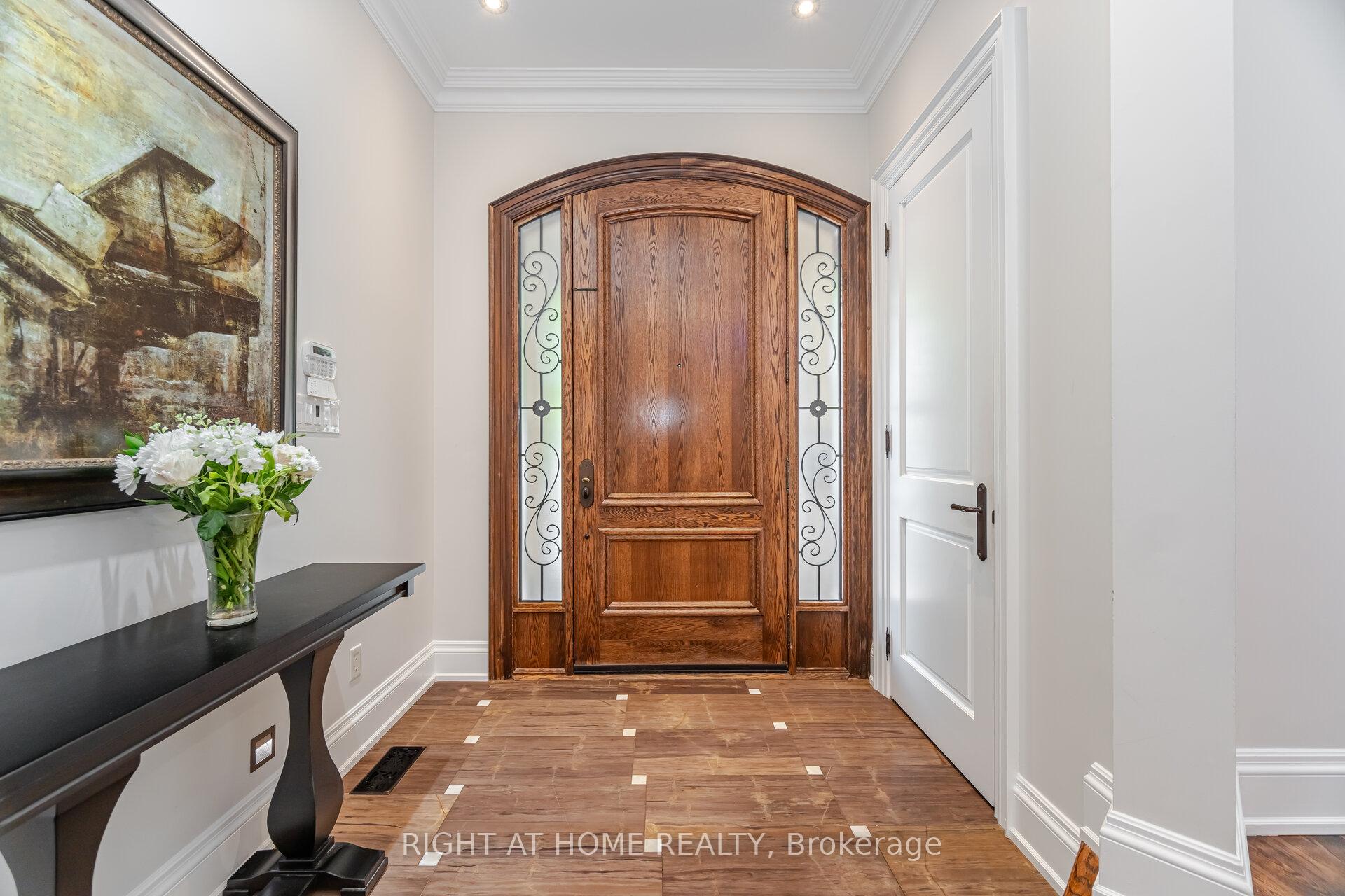 Photo 4 of 58 Johnston Avenue, North York, Lansing-Westgate — HOMEH