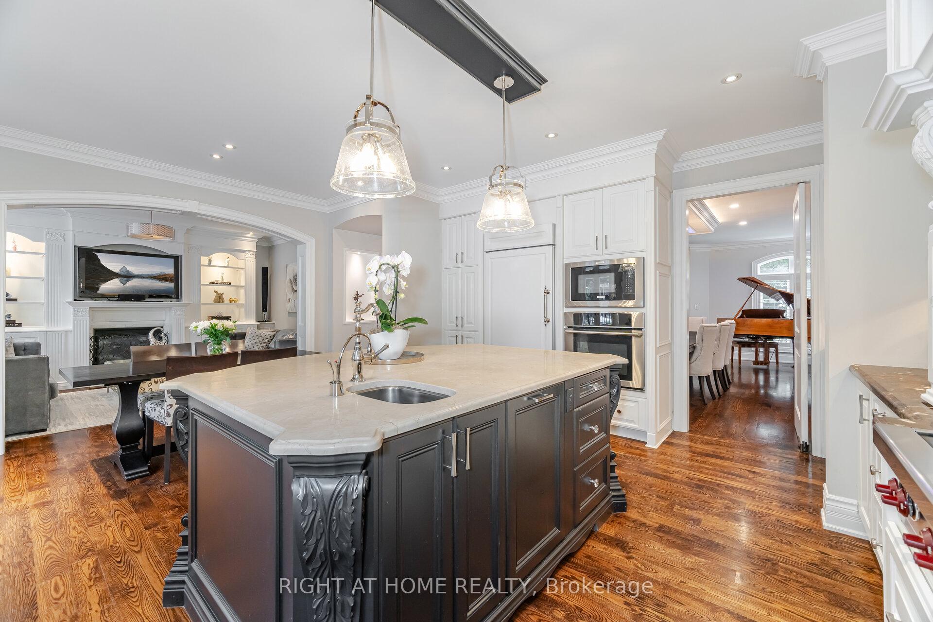Photo 13 of 58 Johnston Avenue, North York, Lansing-Westgate — HOMEH