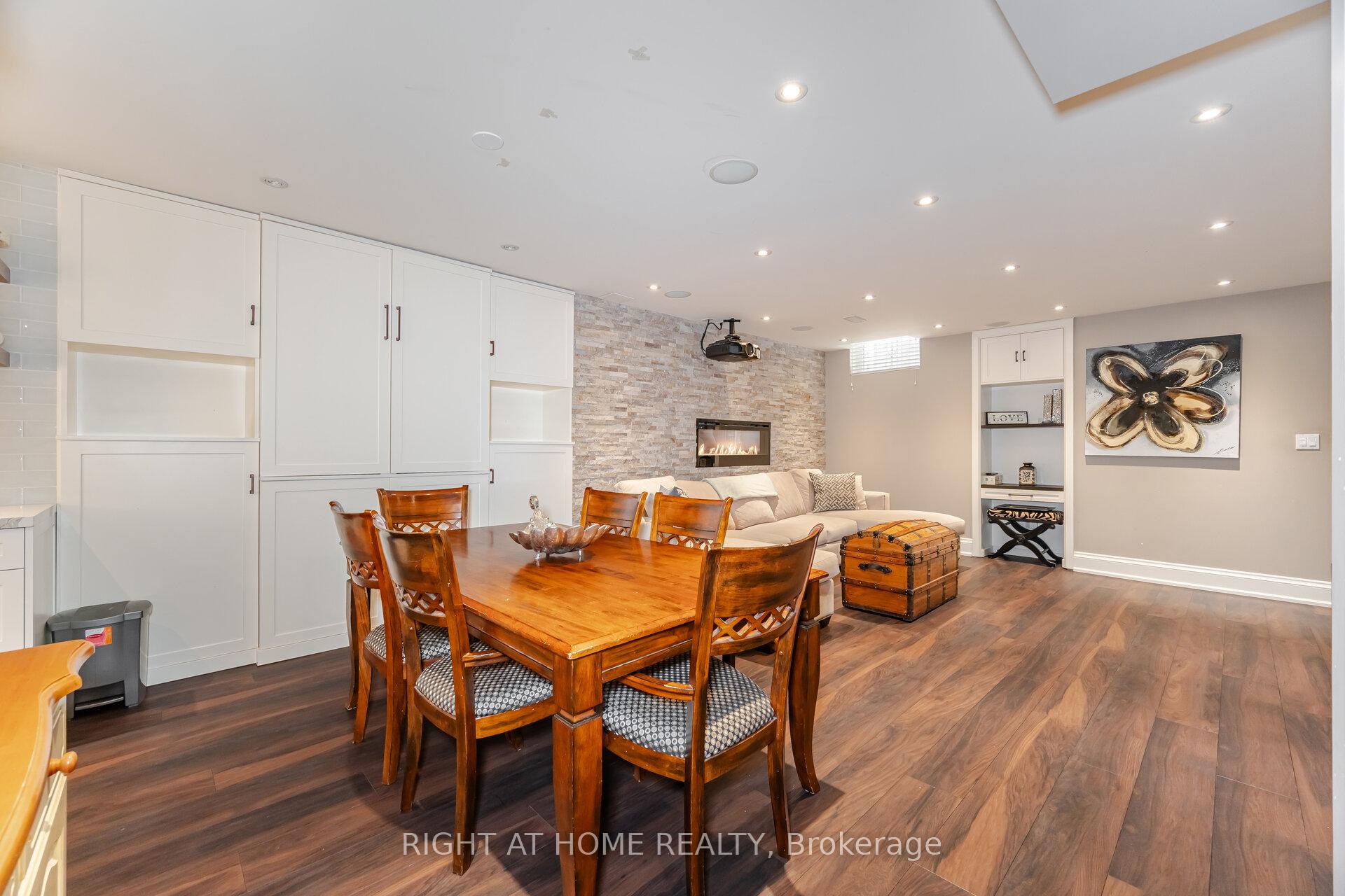 Photo 37 of 58 Johnston Avenue, North York, Lansing-Westgate — HOMEH