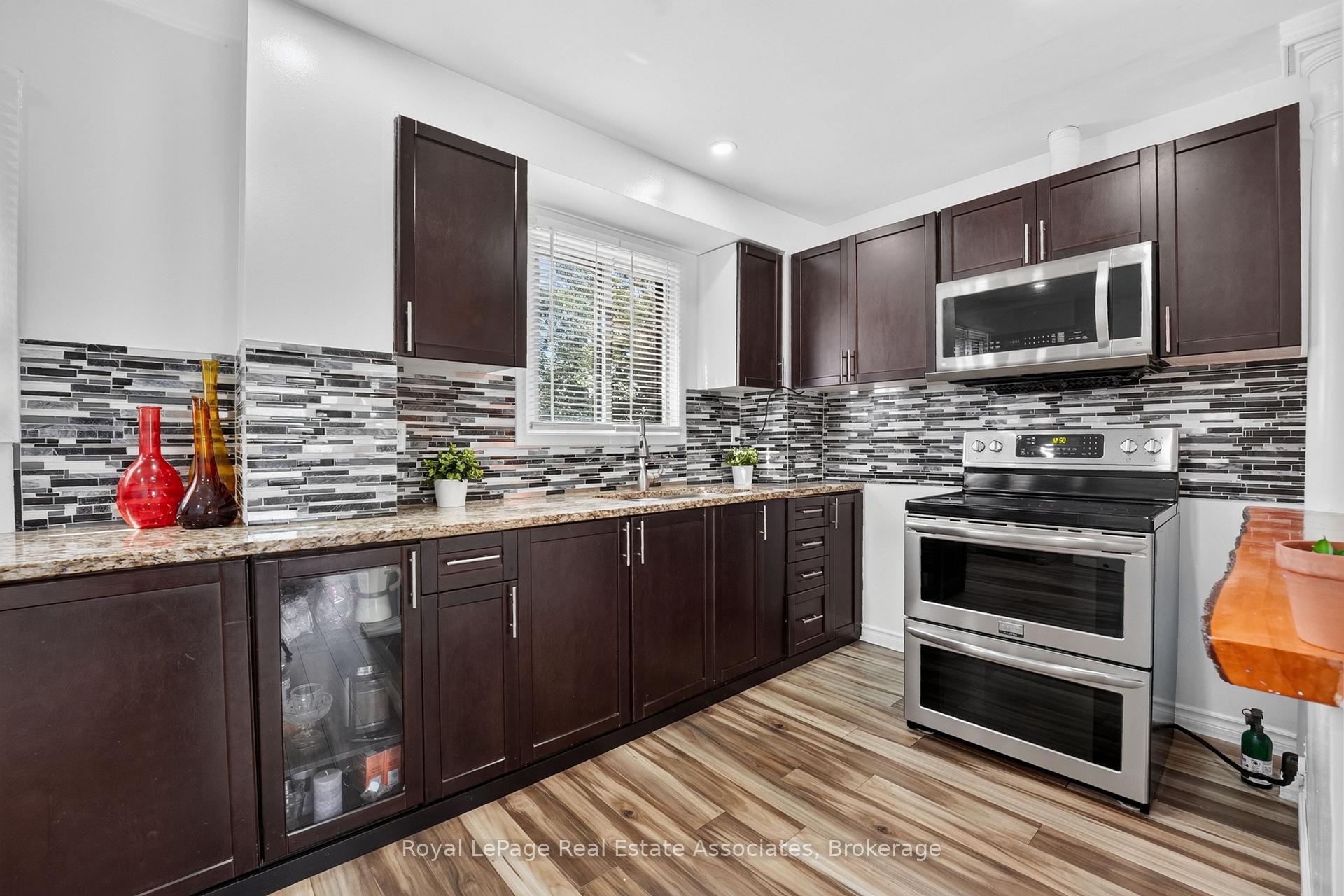 Photo 11 of 6 Ellerslie Road, Brampton, Southgate — HOMEH