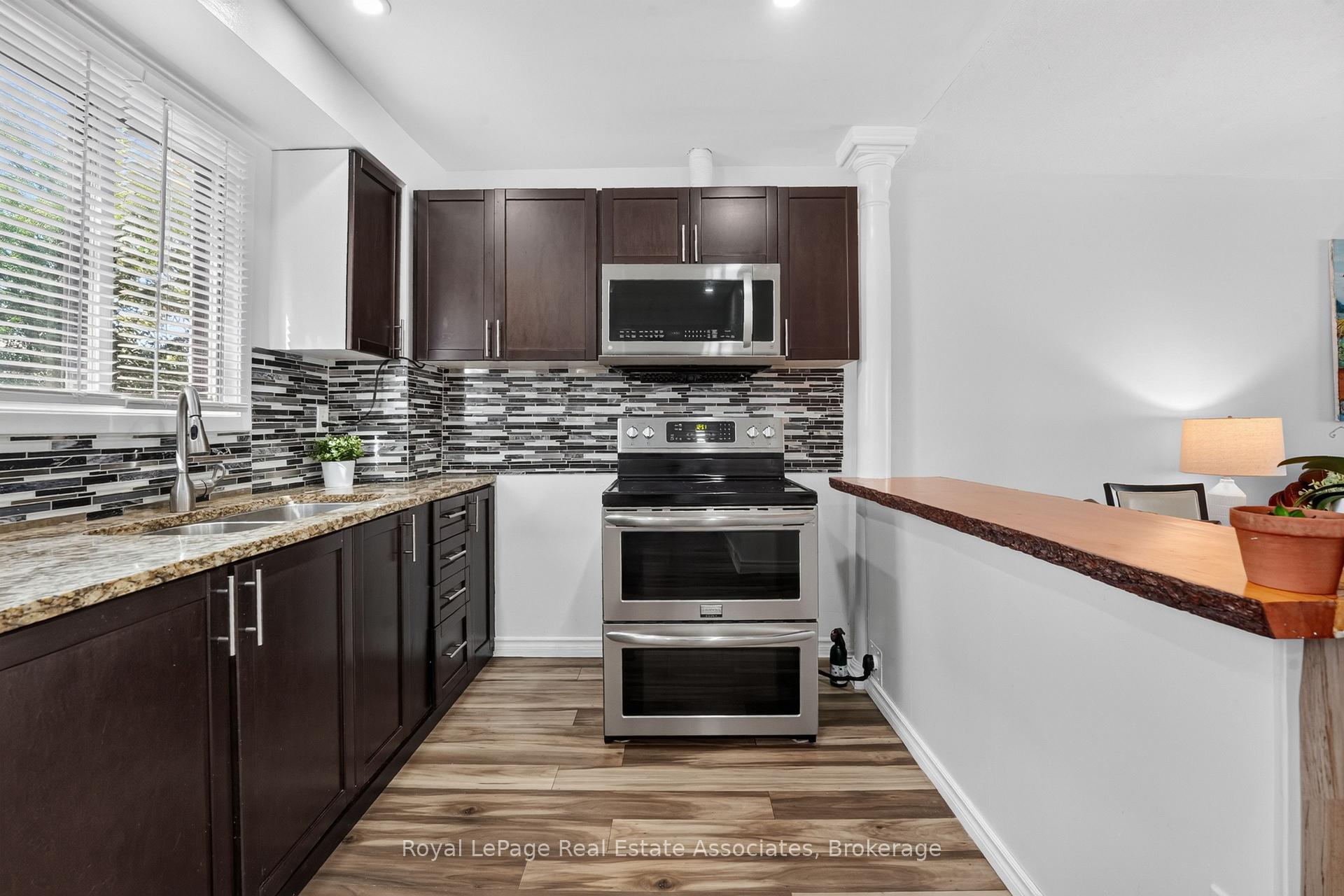 Photo 13 of 6 Ellerslie Road, Brampton, Southgate — HOMEH