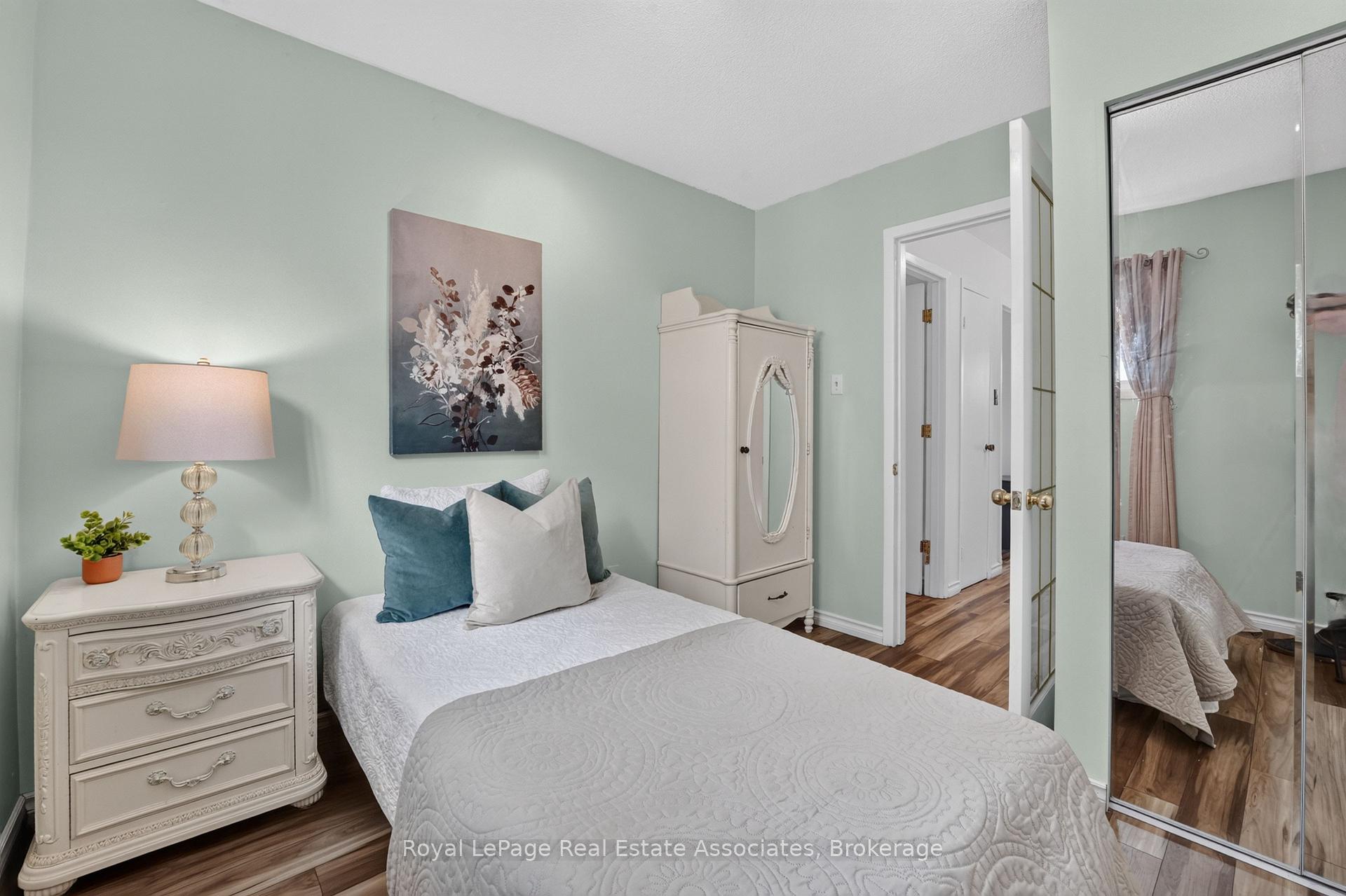 Photo 21 of 6 Ellerslie Road, Brampton, Southgate — HOMEH