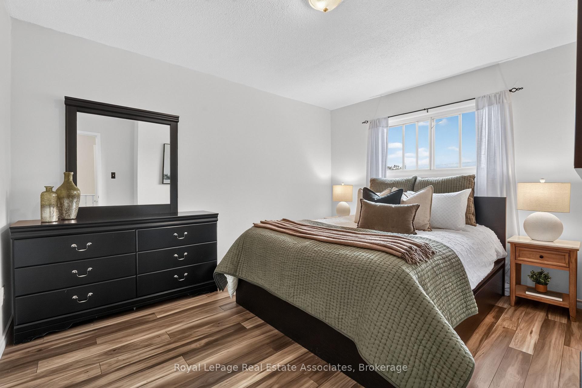 Photo 26 of 6 Ellerslie Road, Brampton, Southgate — HOMEH