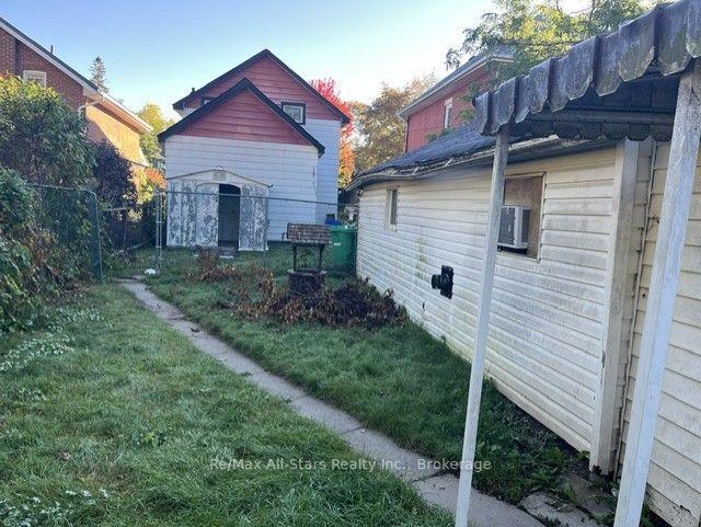 Photo 3 of 485 Mark Street, Peterborough, Ashburnham Ward 4 — HOMEH