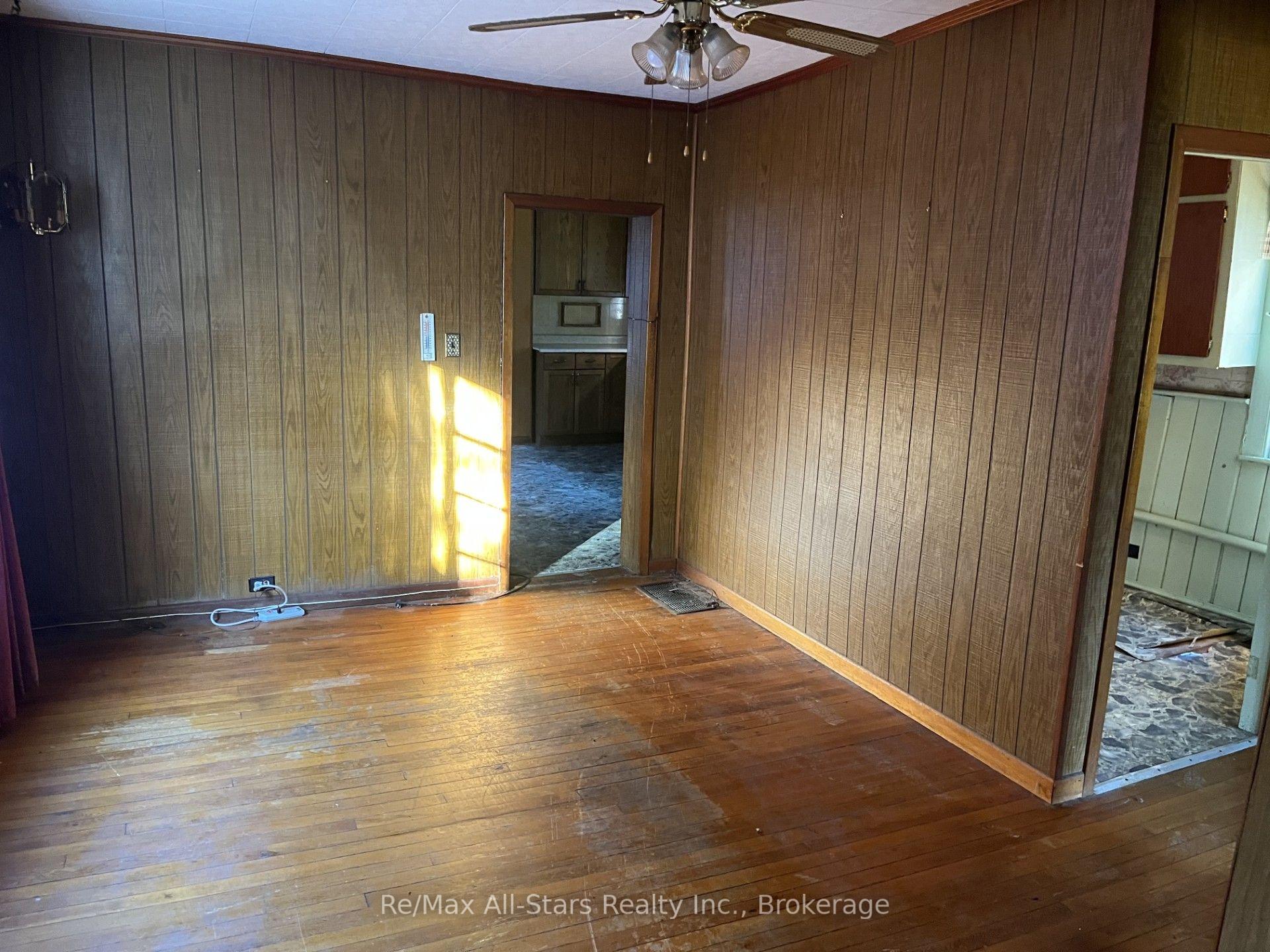 Photo 13 of 485 Mark Street, Peterborough, Ashburnham Ward 4 — HOMEH