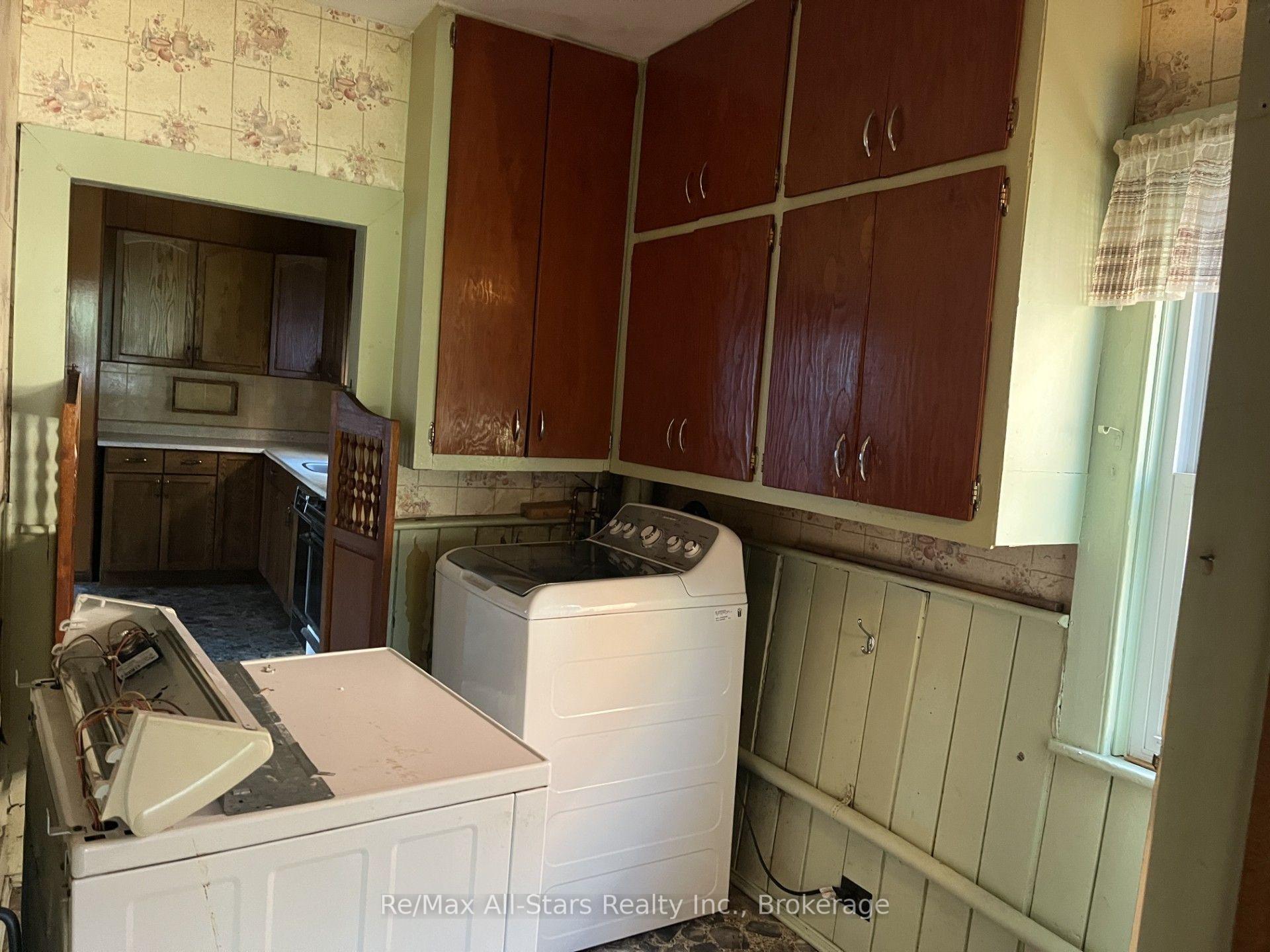 Photo 16 of 485 Mark Street, Peterborough, Ashburnham Ward 4 — HOMEH