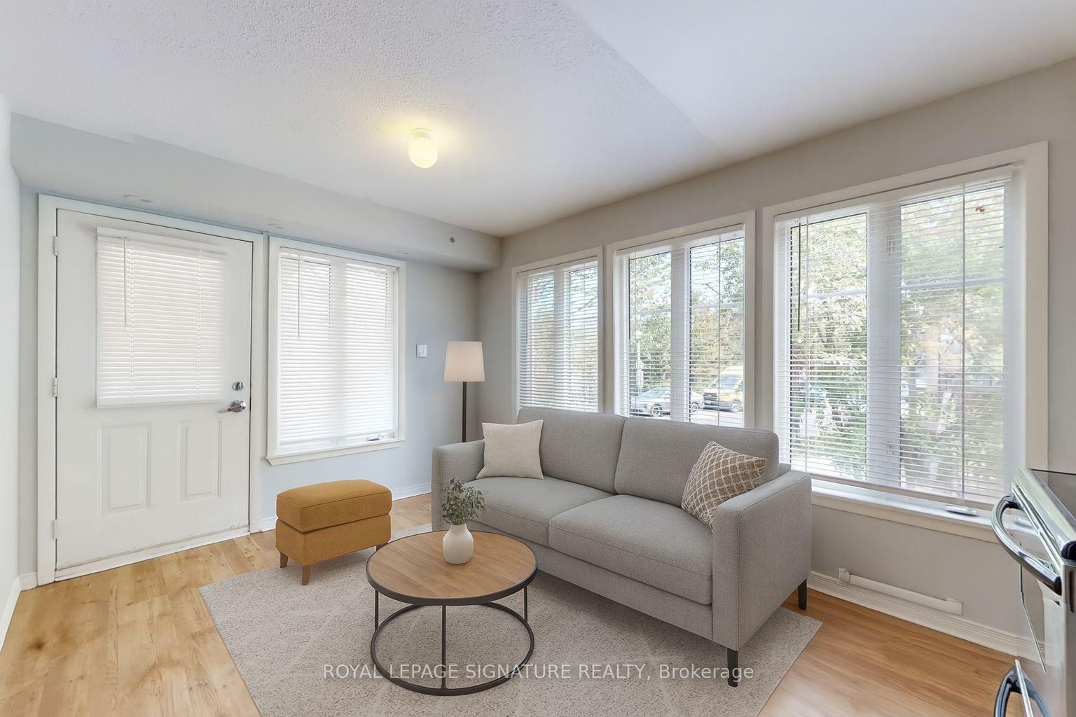 Photo of Unit 901, 50 Western Battery Road