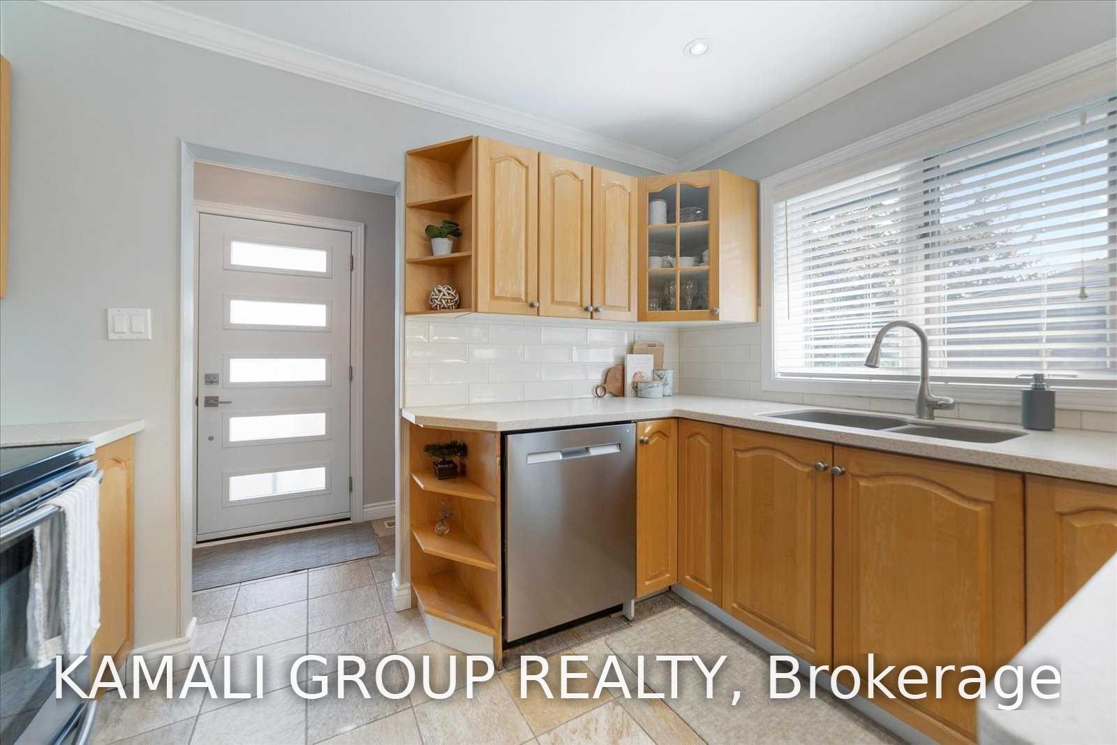 Photo 8 of Unit MAIN, 714 Gilbert Street W, Whitby, Downtown Whitby — HOMEH