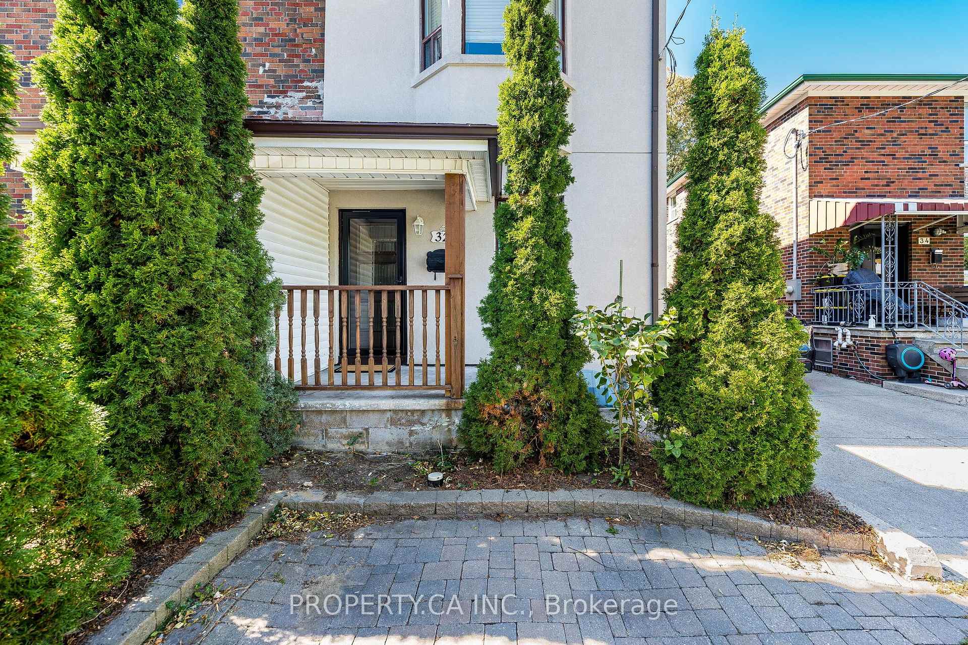Photo 6 of 32 Frankdale Avenue, Toronto, Danforth Village-East York — HOMEH