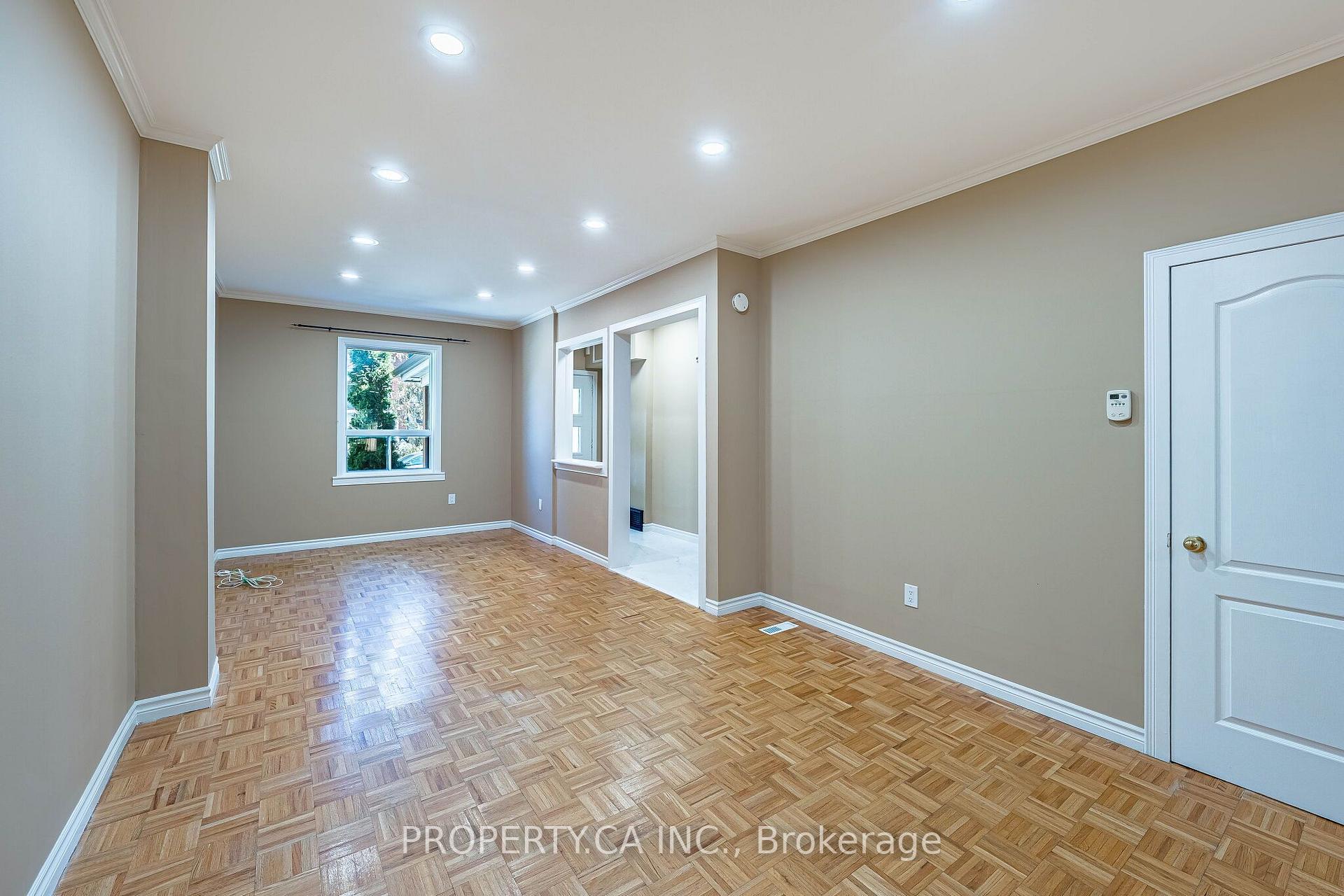Photo 16 of 32 Frankdale Avenue, Toronto, Danforth Village-East York — HOMEH