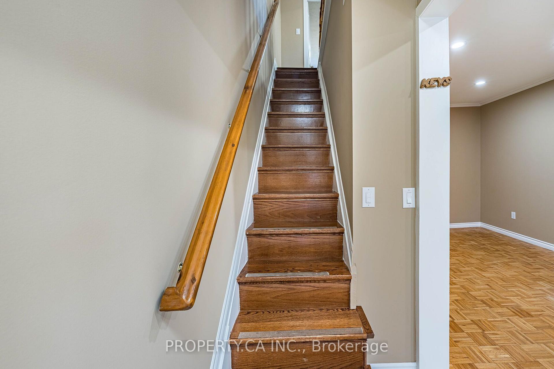 Photo 25 of 32 Frankdale Avenue, Toronto, Danforth Village-East York — HOMEH
